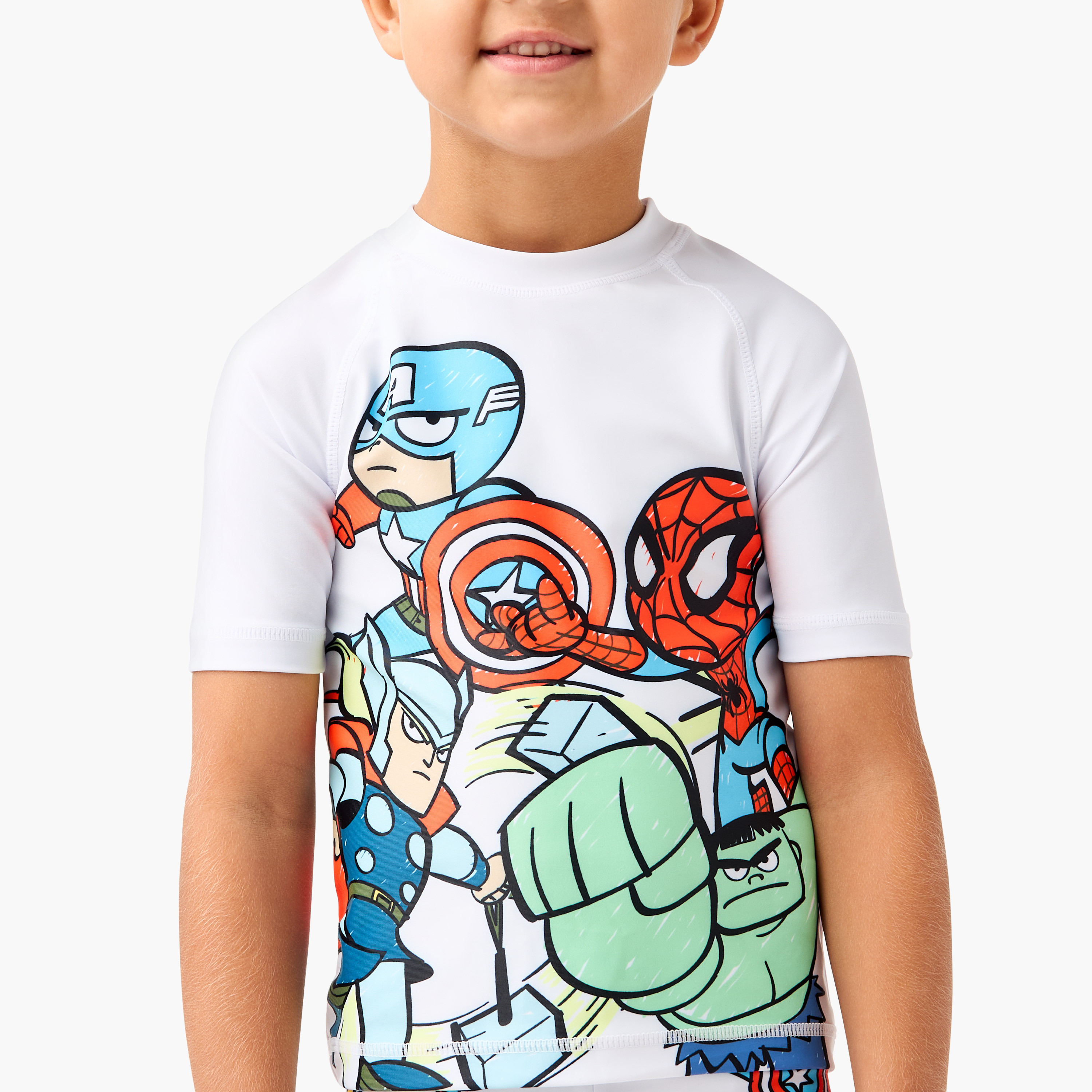 طقم سباحة بطبعات أفينجيرز-baby-boys-clothing-swimwear-image-5