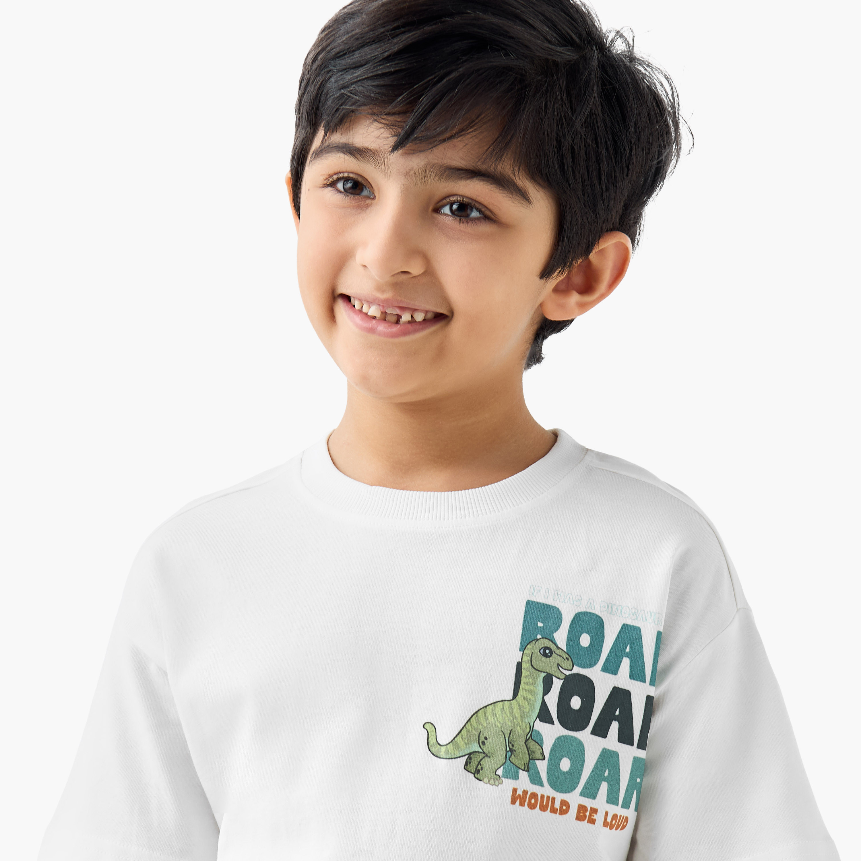 طقم تيشيرت بطبعات الديناصور وشورت مخطط من يونيفرسال ستوديوز-boys-clothing-setsandcoords-image-5