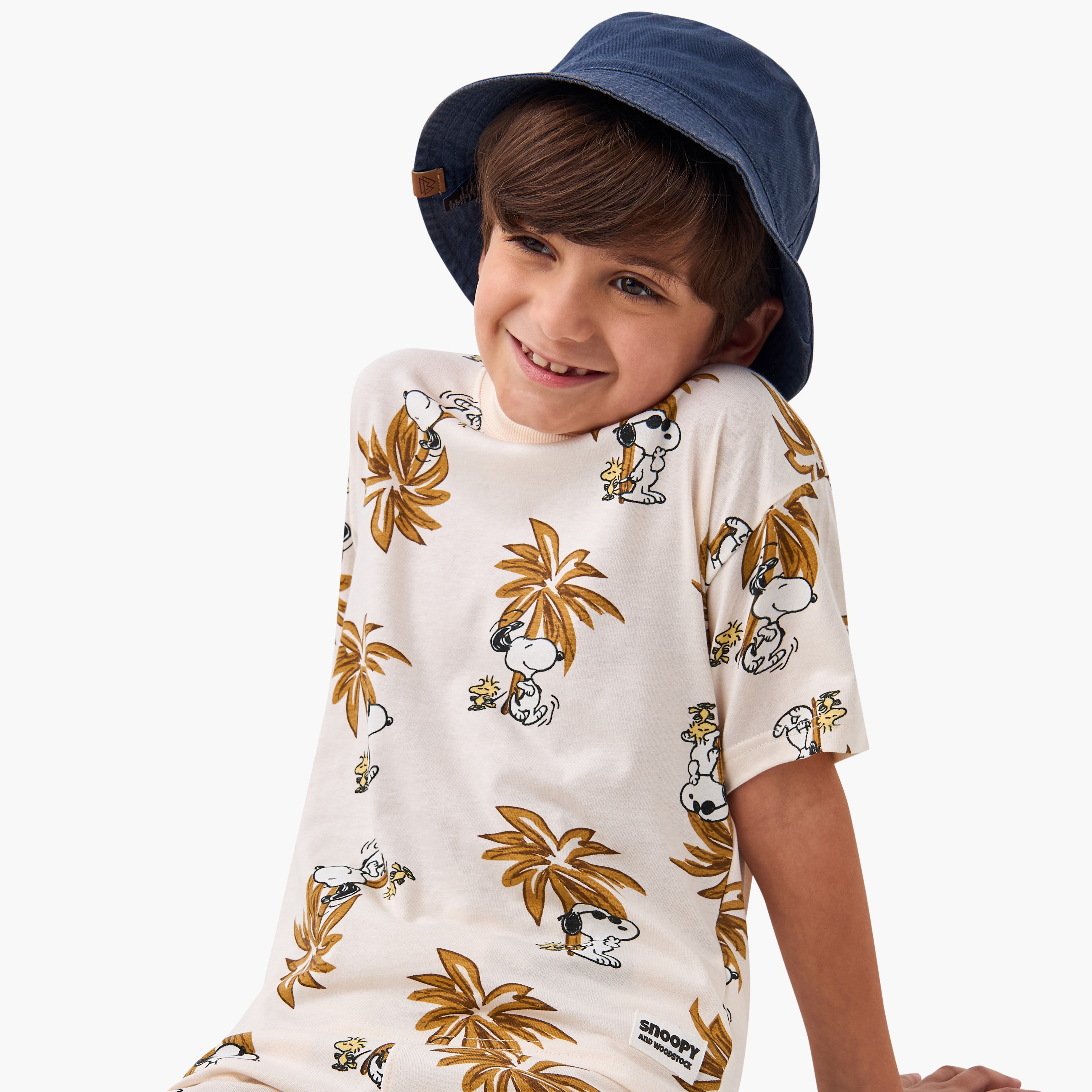 Snoopy Print T-shirt and Shorts Set-baby-boys-clothing-setsandcoords-image-5