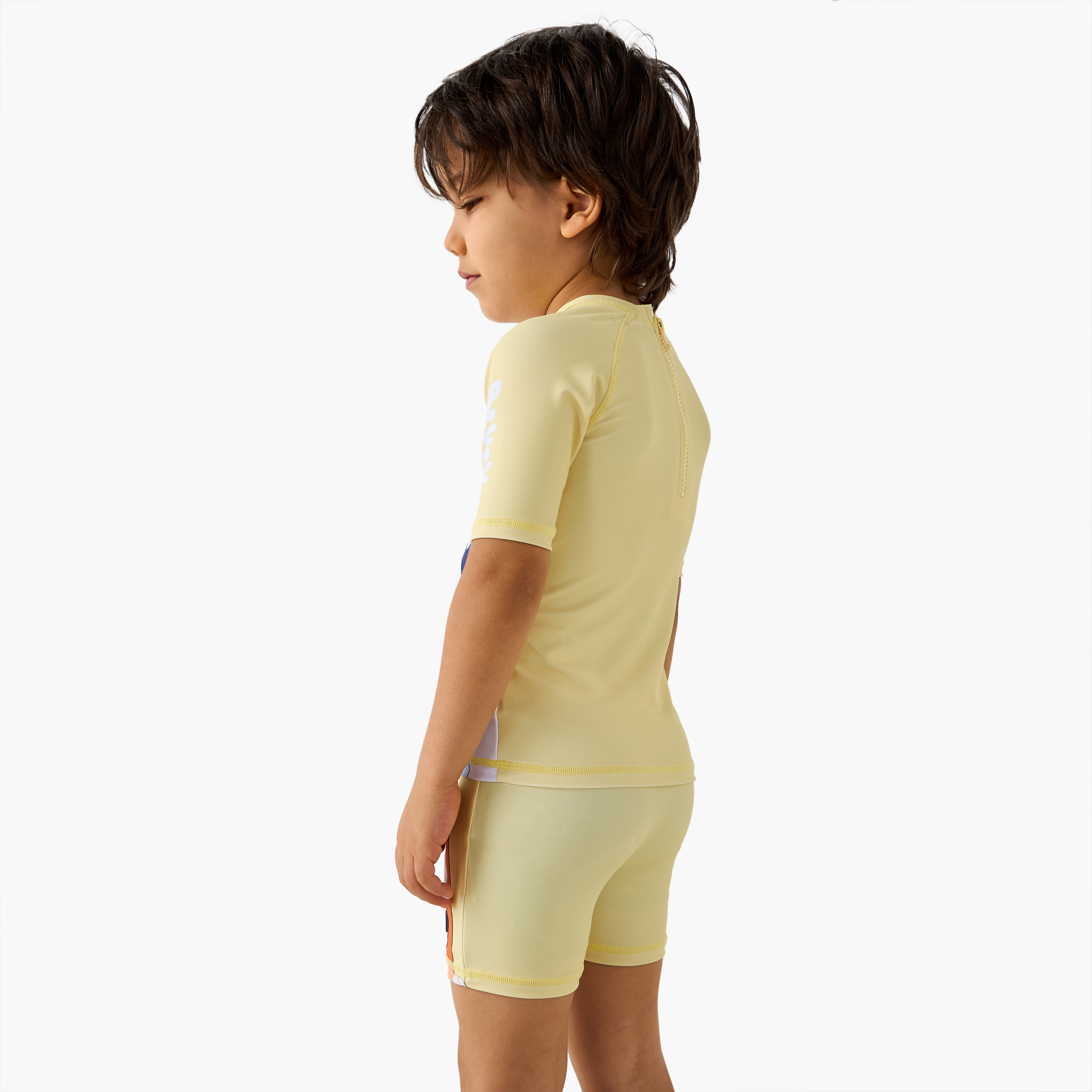 طقم تيشيرت وشورت سباحة بطبعات بلووي-boys-clothing-swimwear-image-3