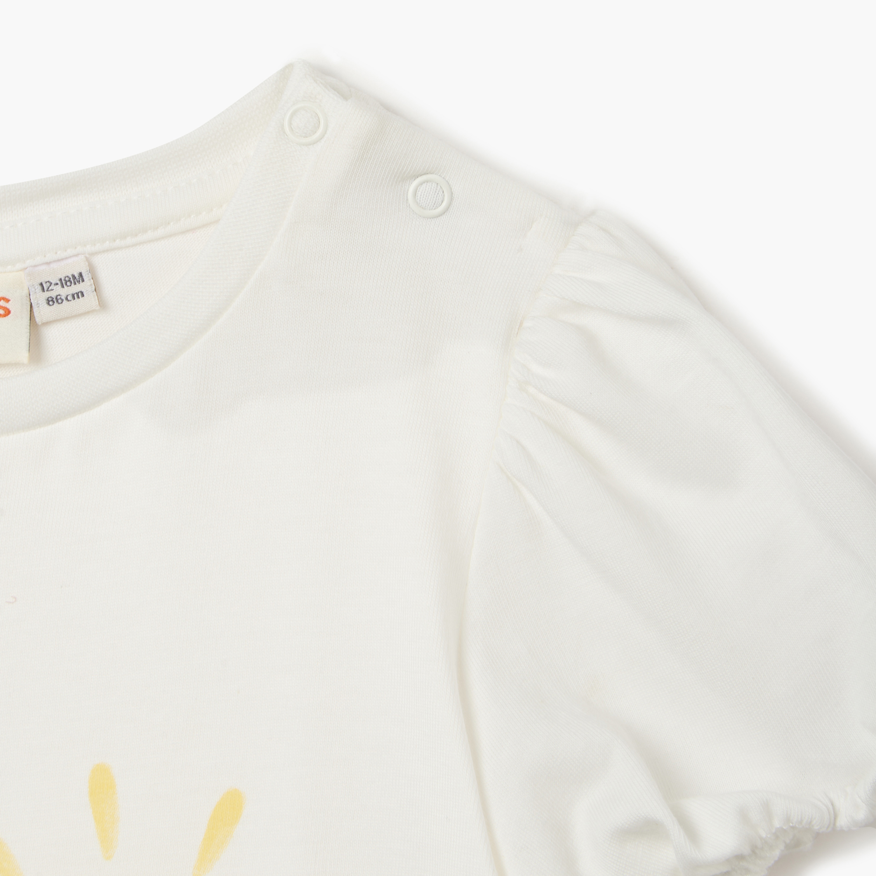 Juniors Graphic Print Crew Neck T-shirt with Puff Sleeves-baby-girls-clothing-tshirts-image-3