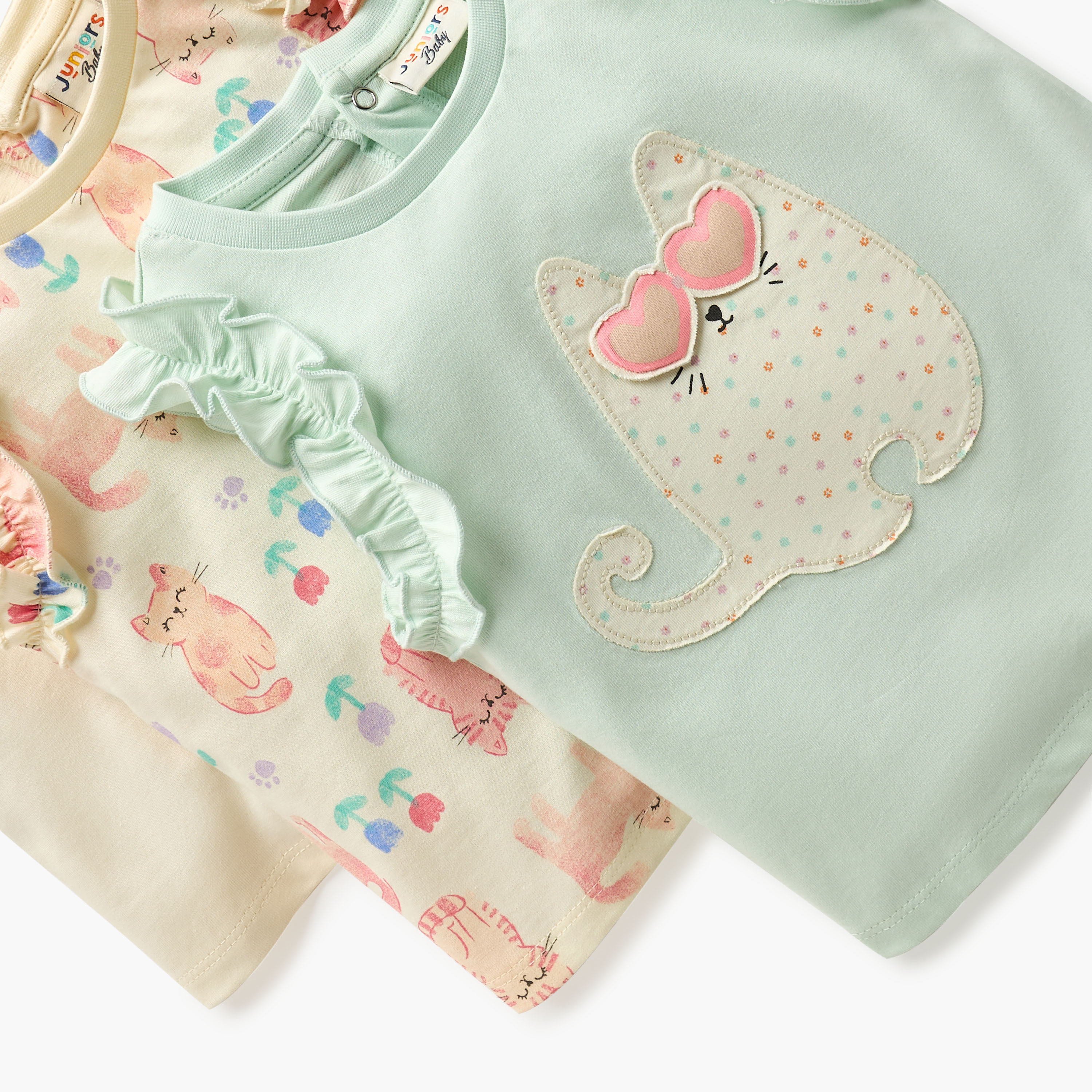 تيشيرتات بطبعات مع ياقة مستديرة من جونيورز - طقم 3 قطع-baby-girls-clothing-tshirts-image-1