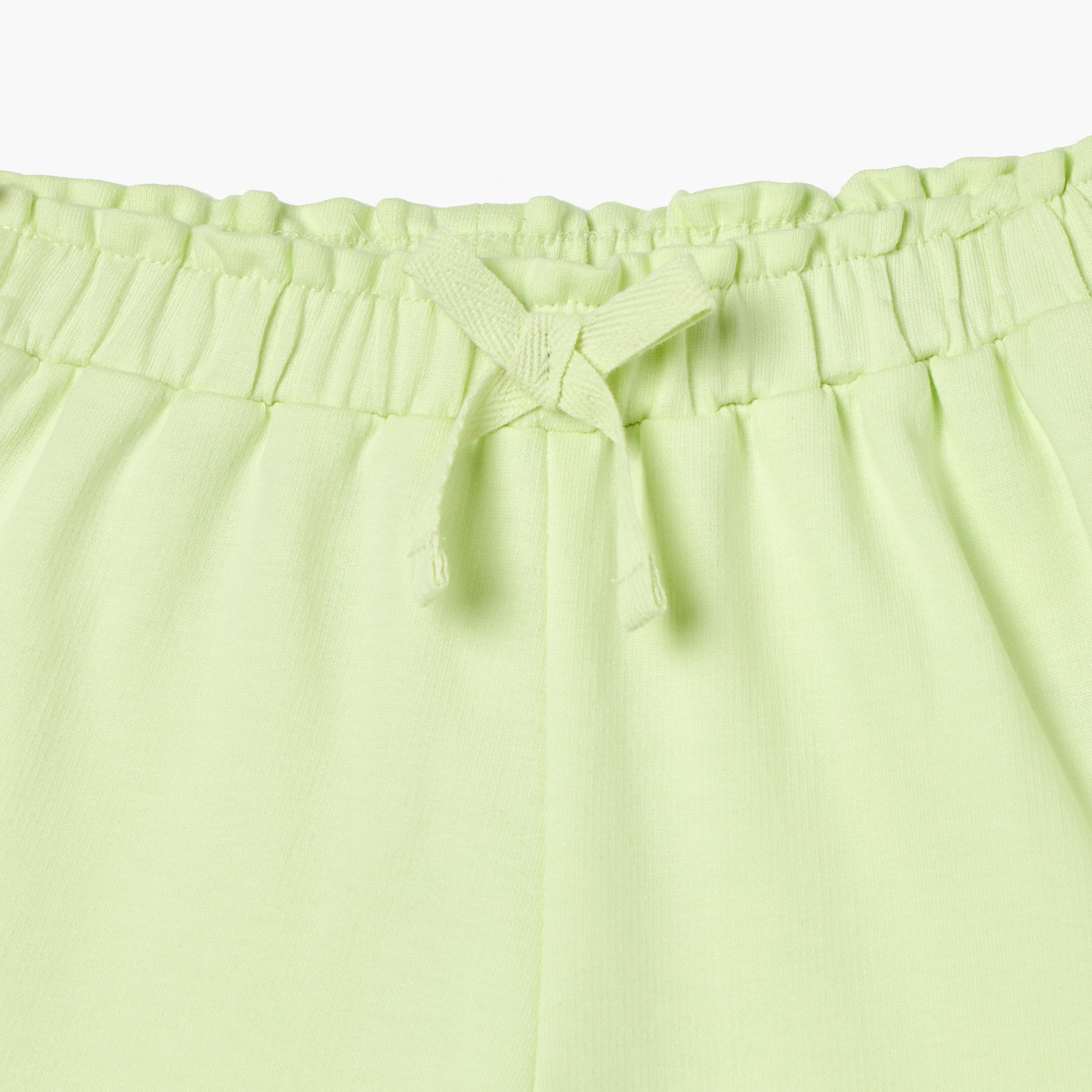 شورت بخصر مطاطي وتفاصيل كشكش من جونيورز-baby-girls-clothing-bottoms-shorts-image-3