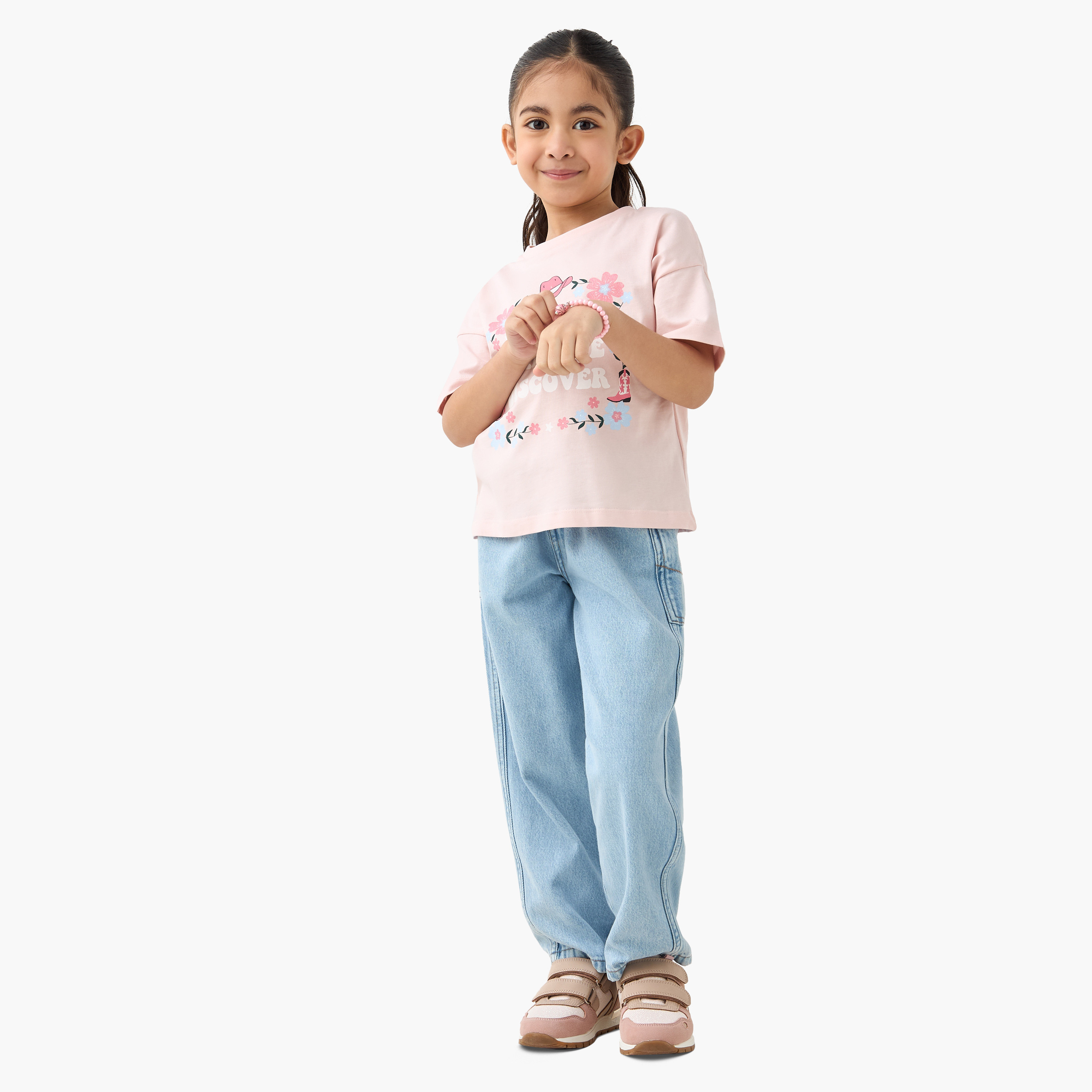 Juniors Graphic Print T-shirt with Short Sleeves-girls-clothing-tshirts-image-2