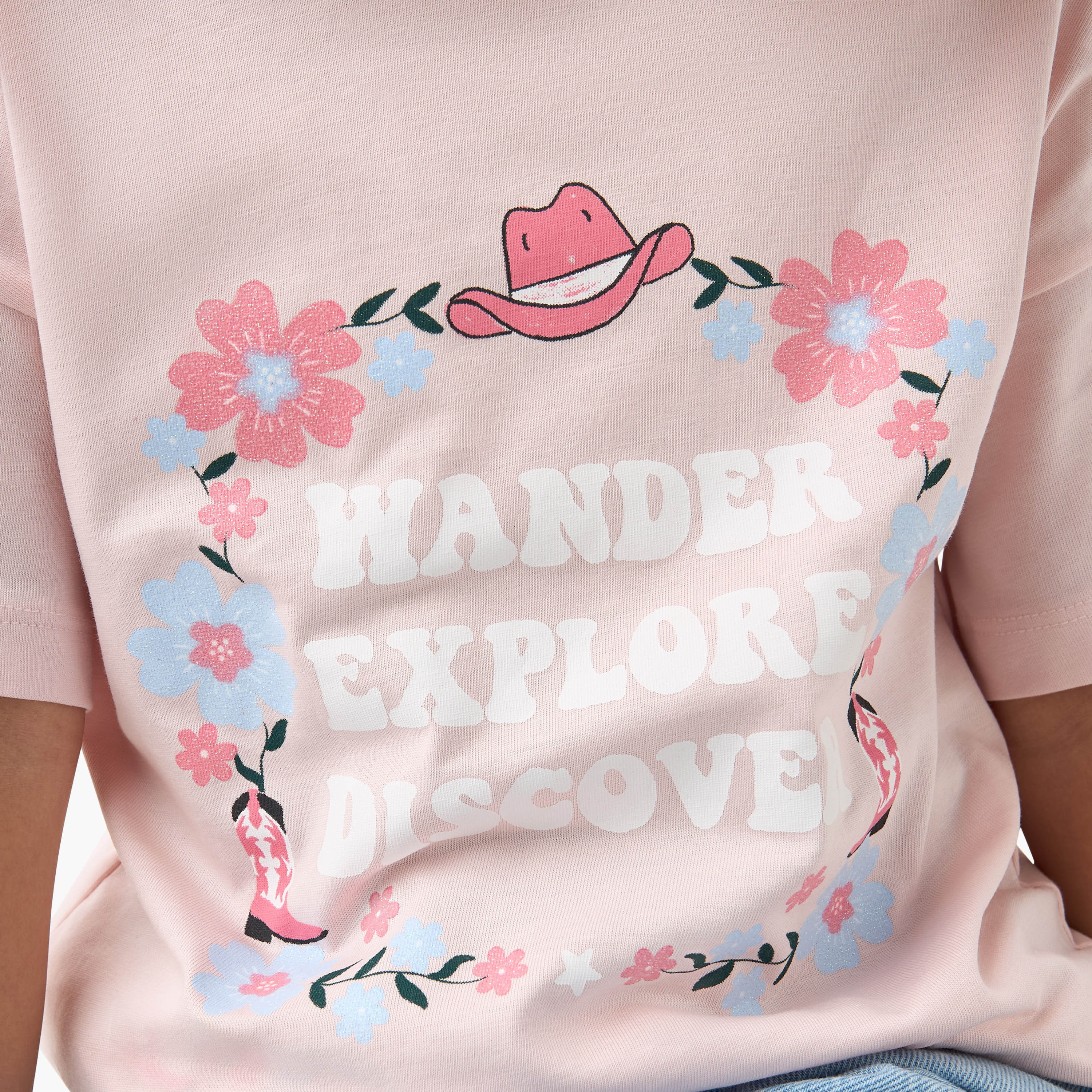 Juniors Graphic Print T-shirt with Short Sleeves-girls-clothing-tshirts-image-5