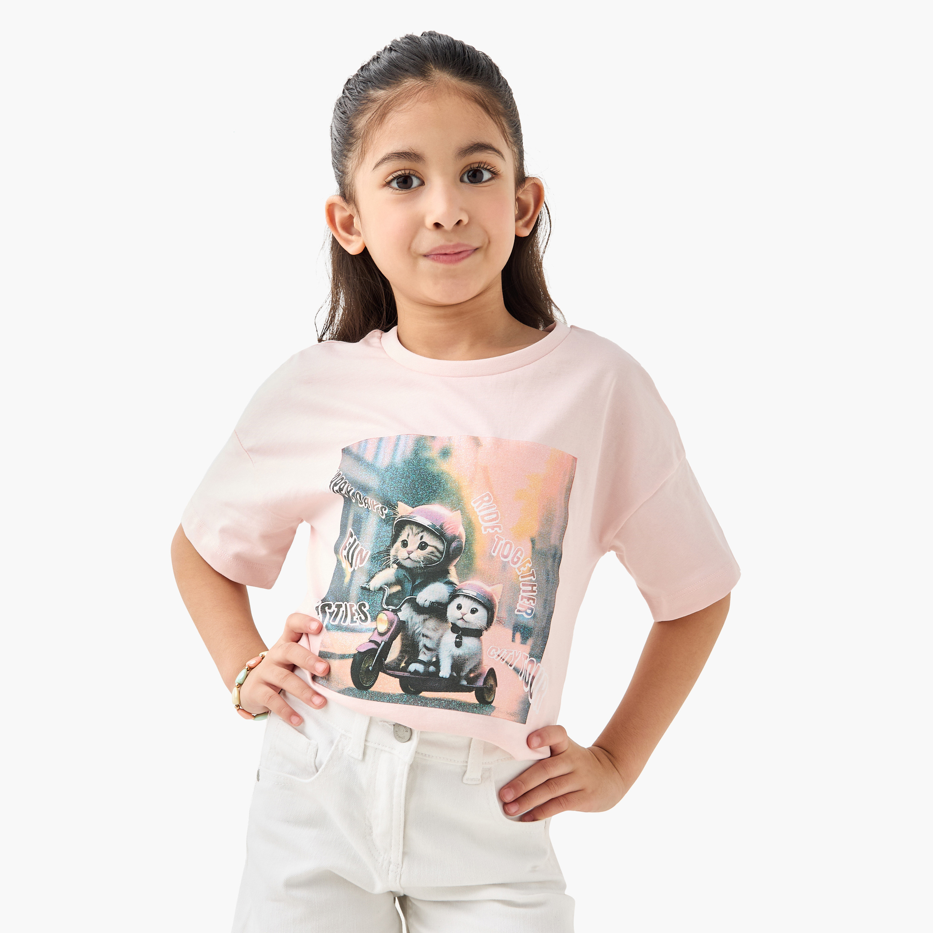 تيشيرت بياقة ضيقة وطبعات جرافيك وأكمام قصيرة من جونيورز-girls-clothing-tshirts-image-5