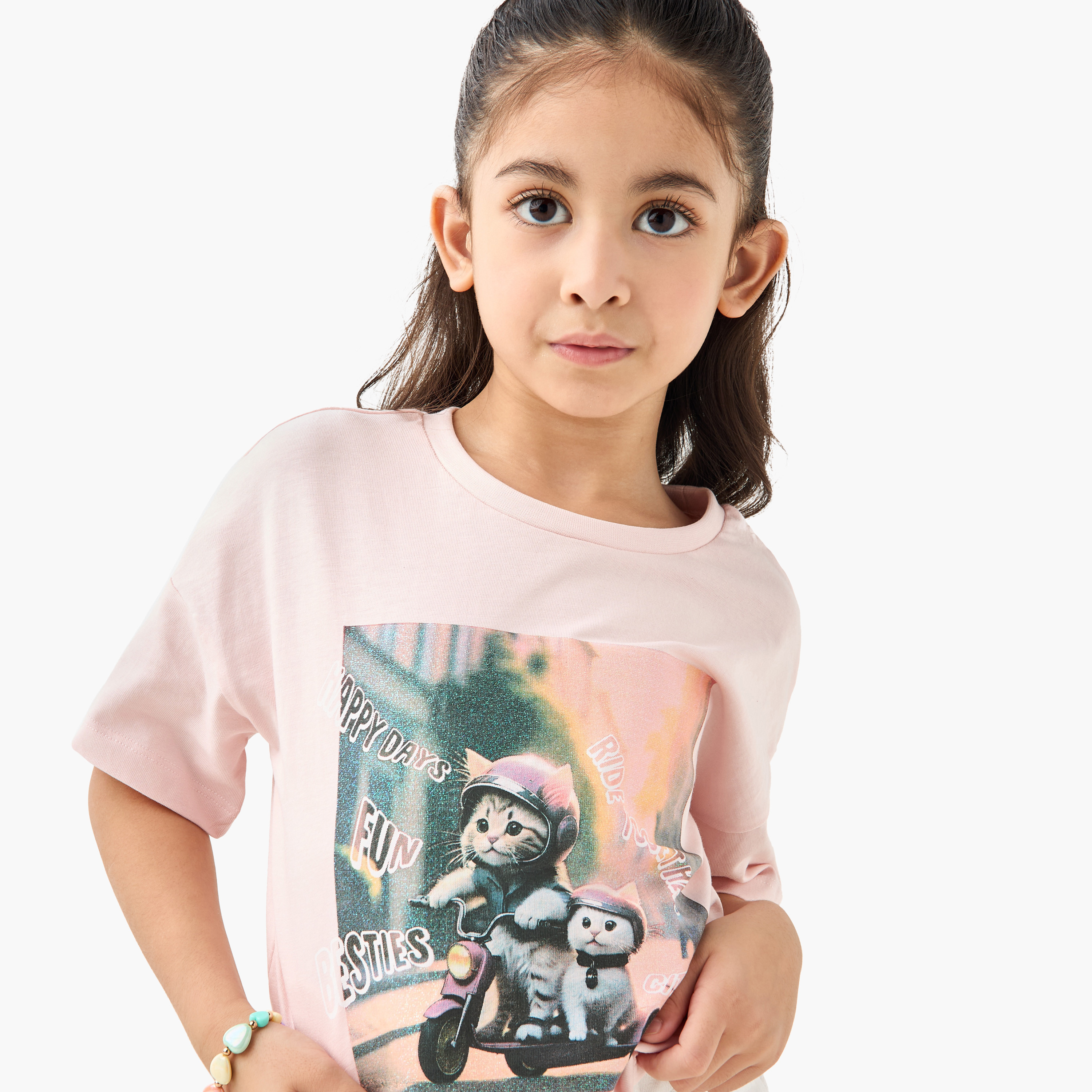 تيشيرت بياقة ضيقة وطبعات جرافيك وأكمام قصيرة من جونيورز-girls-clothing-tshirts-image-2