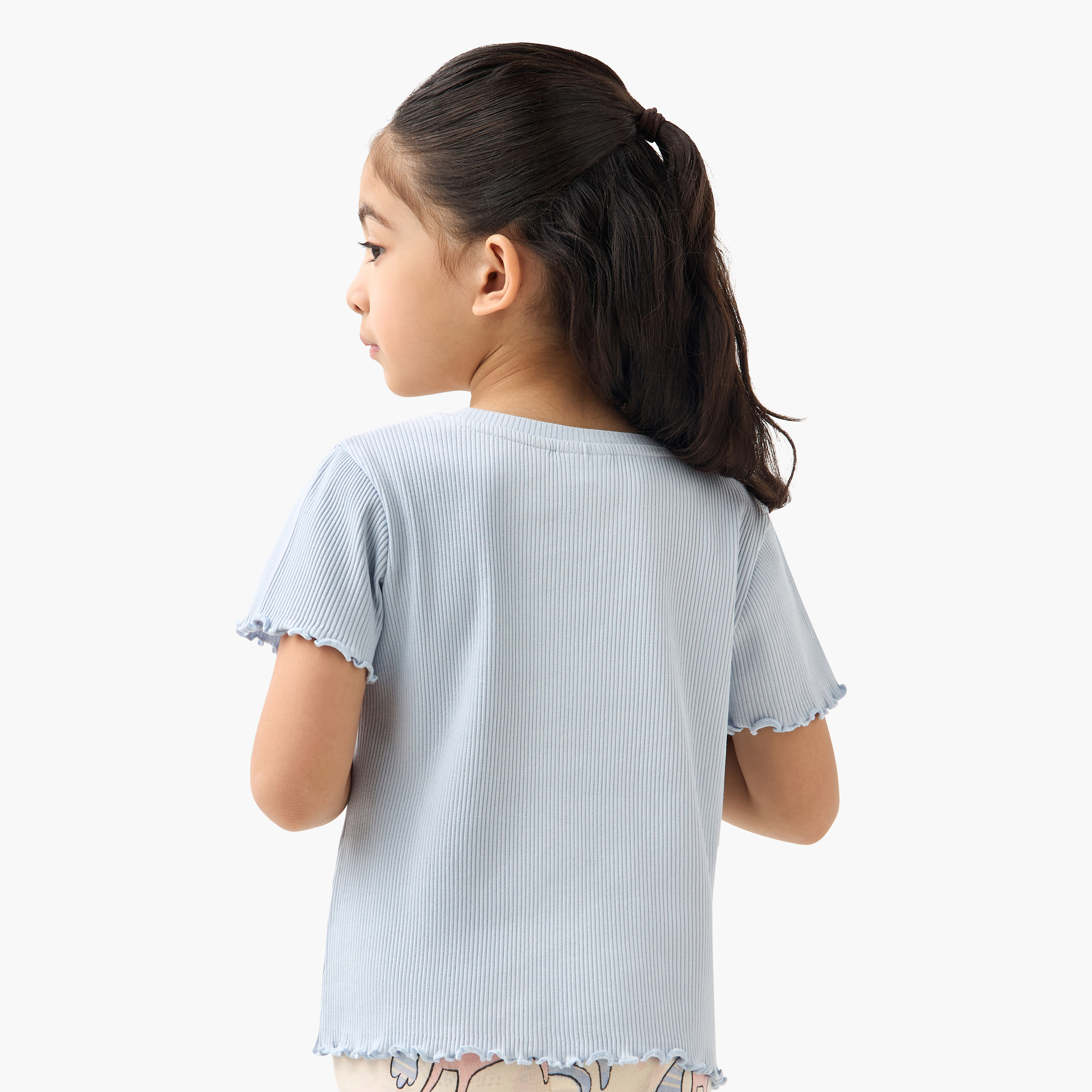 تيشيرت مضلع بياقة ضيقة وأكمام قصيرة وحافة خس من جونيورز-girls-clothing-tshirts-image-3