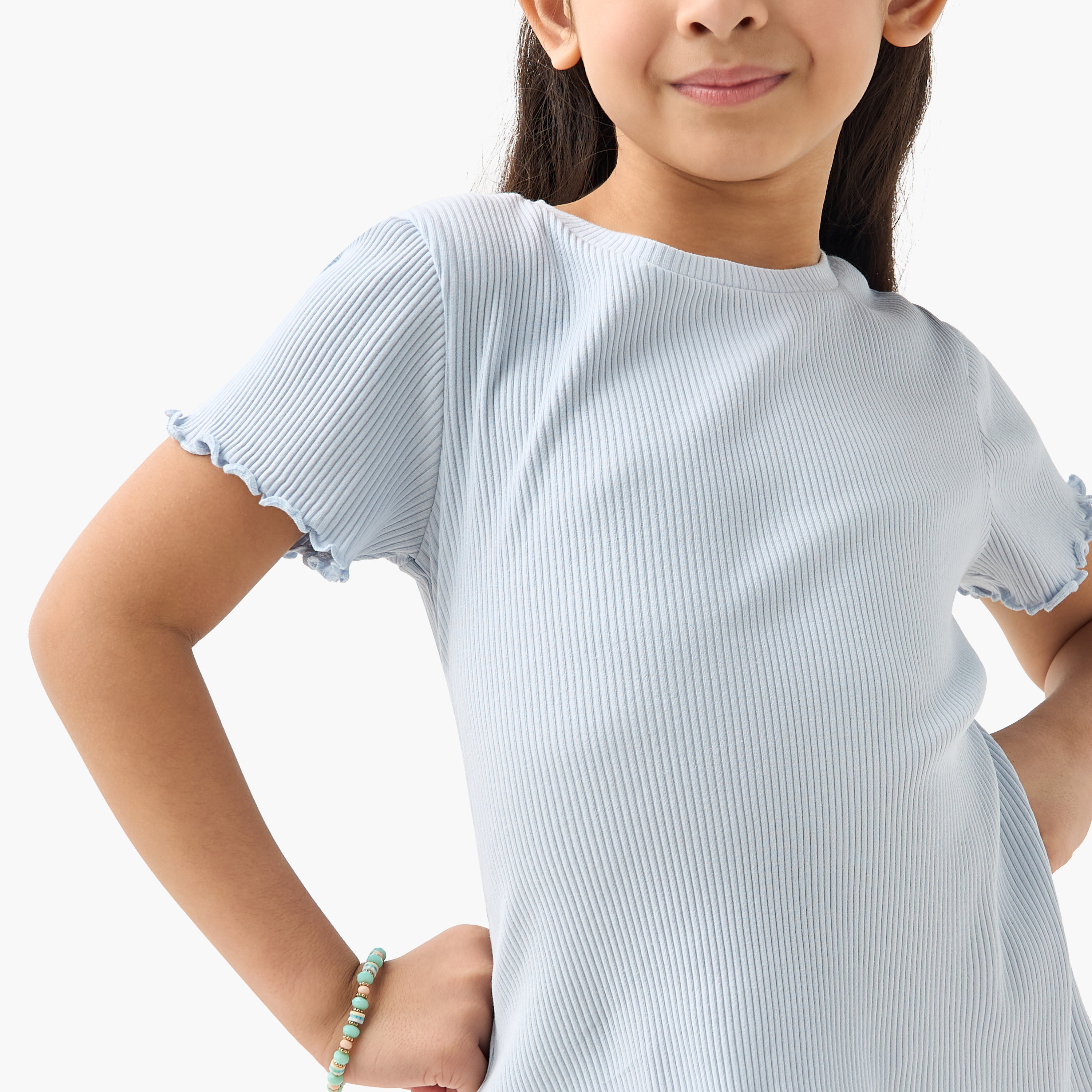 تيشيرت مضلع بياقة ضيقة وأكمام قصيرة وحافة خس من جونيورز-girls-clothing-tshirts-image-5