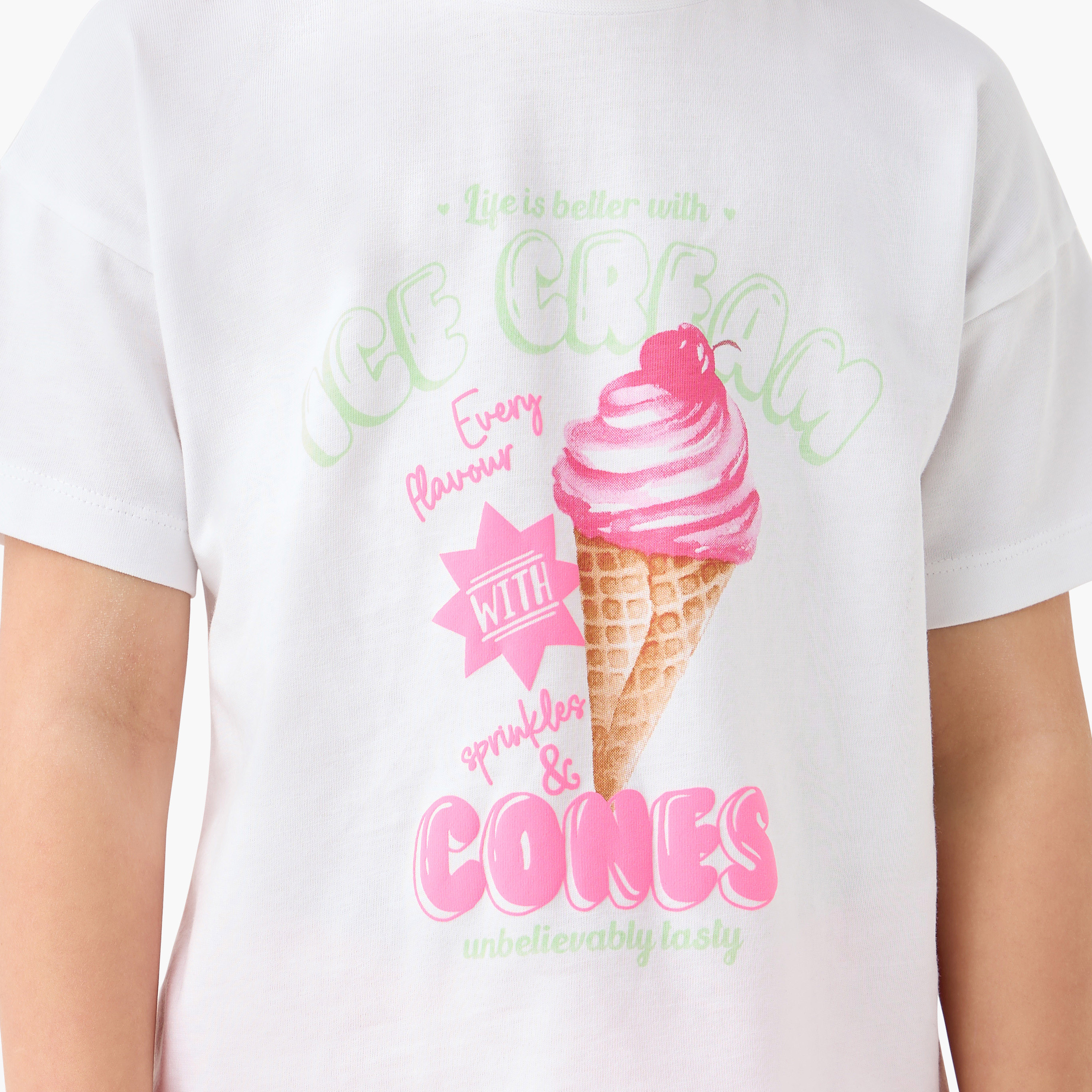 Juniors Graphic Print Crew Neck T-shirt with Short Sleeves-girls-clothing-tshirts-image-5