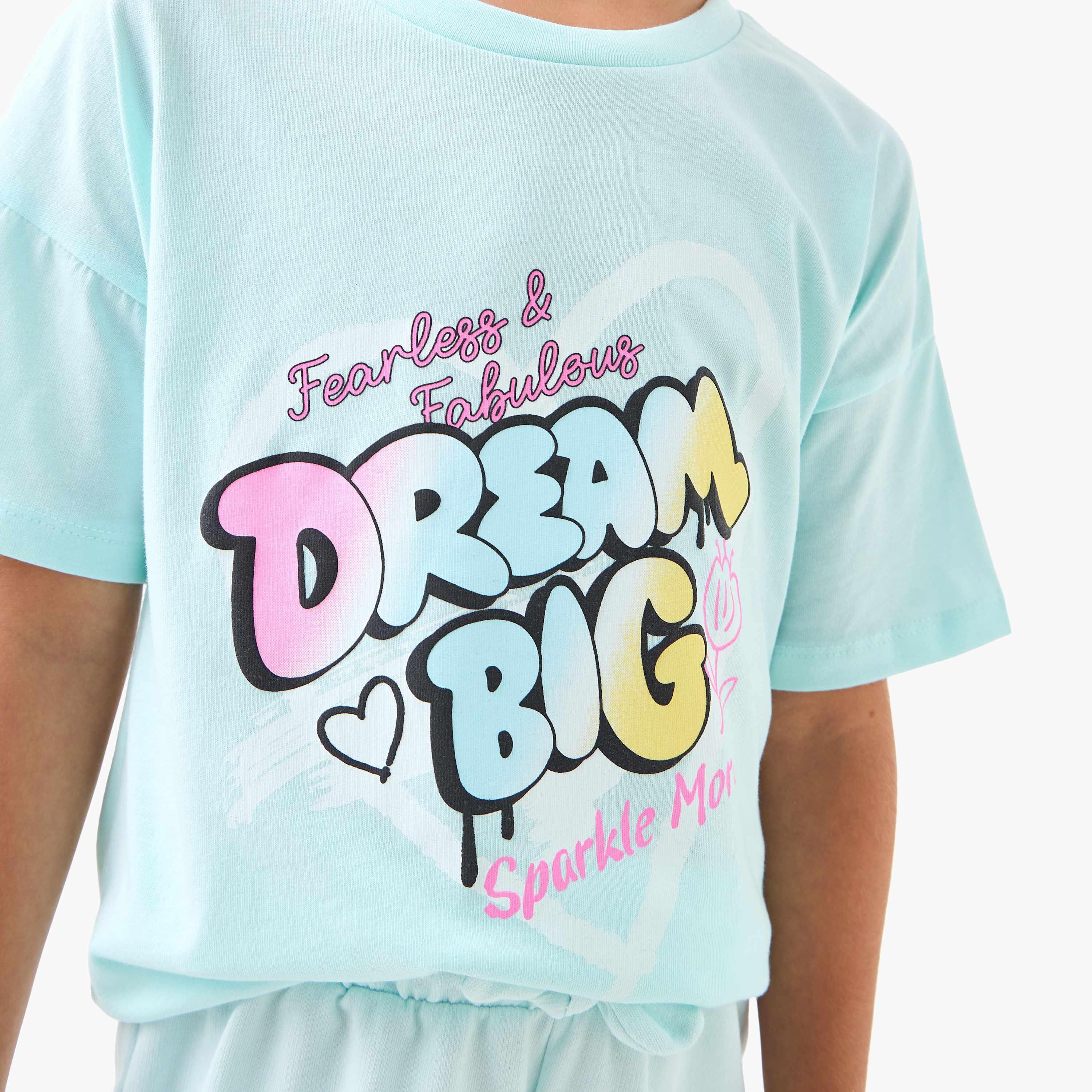 تيشيرت بياقة ضيقة وطبعات وأكمام قصيرة من جونيورز-girls-clothing-tshirts-image-4