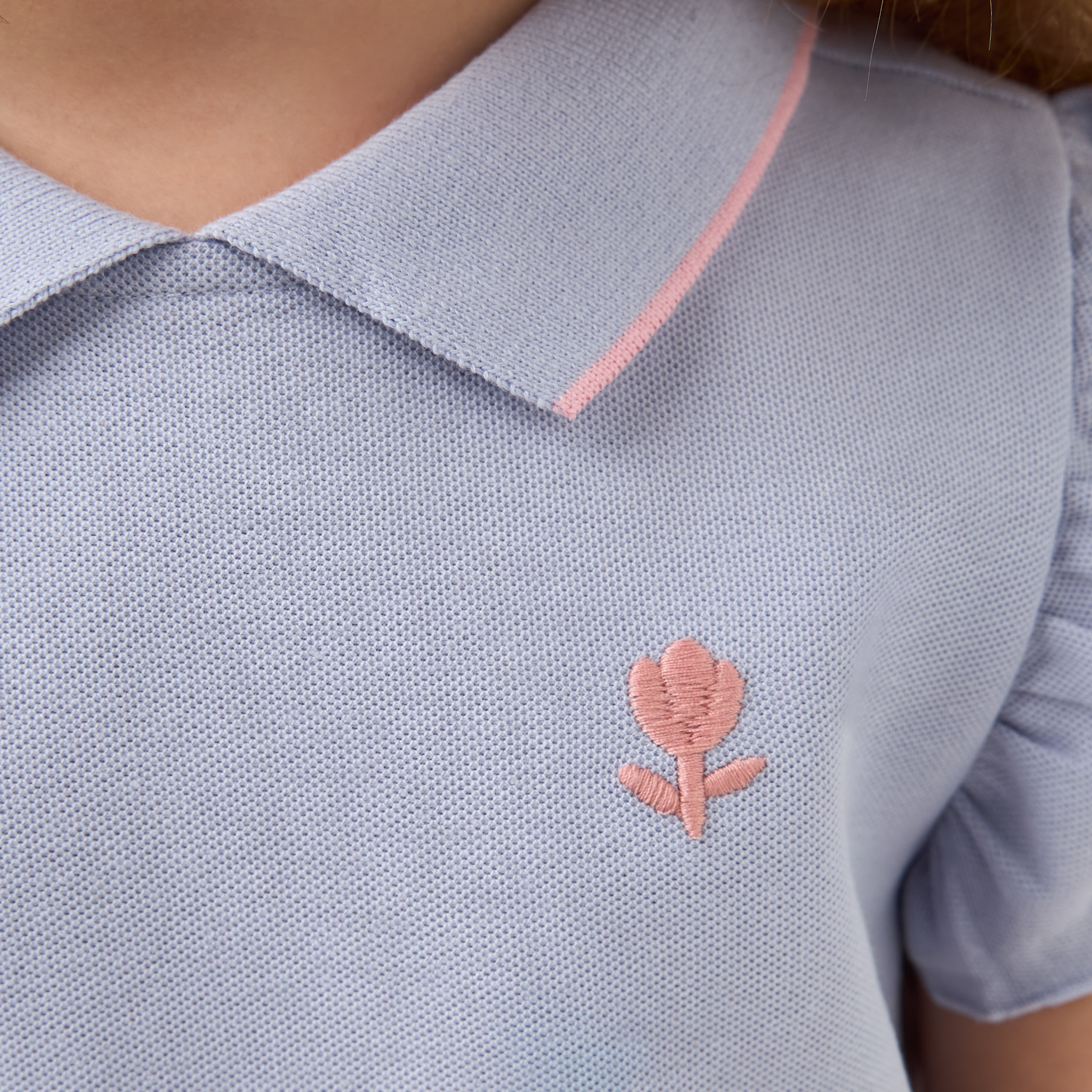 تيشيرت بولو بأكمام قصيرة وتفاصيل تطريز من جونيورز-girls-clothing-tshirts-image-1