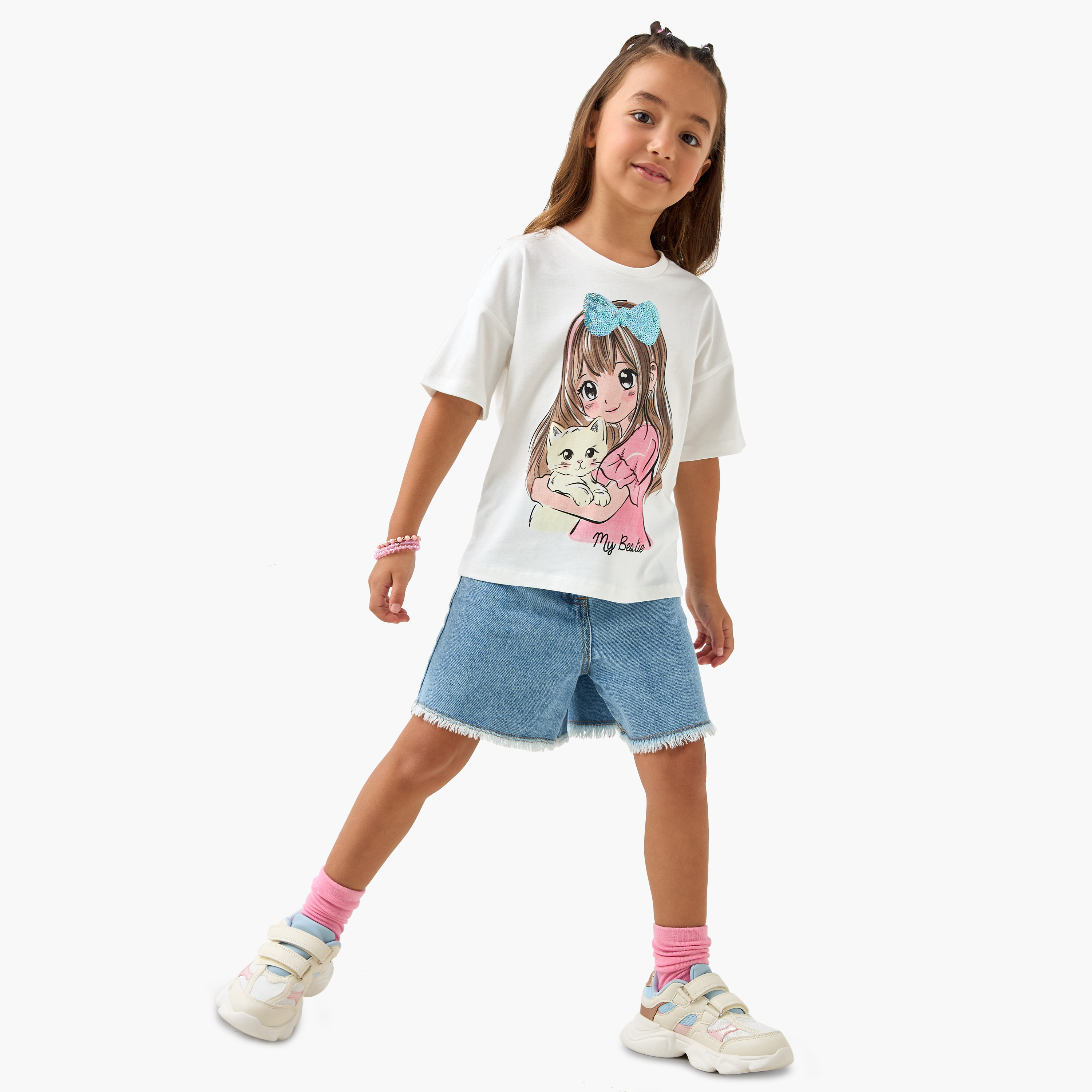 Juniors Graphic Print T-shirt with Drop Shoulder Sleeves-girls-clothing-tshirts-image-2