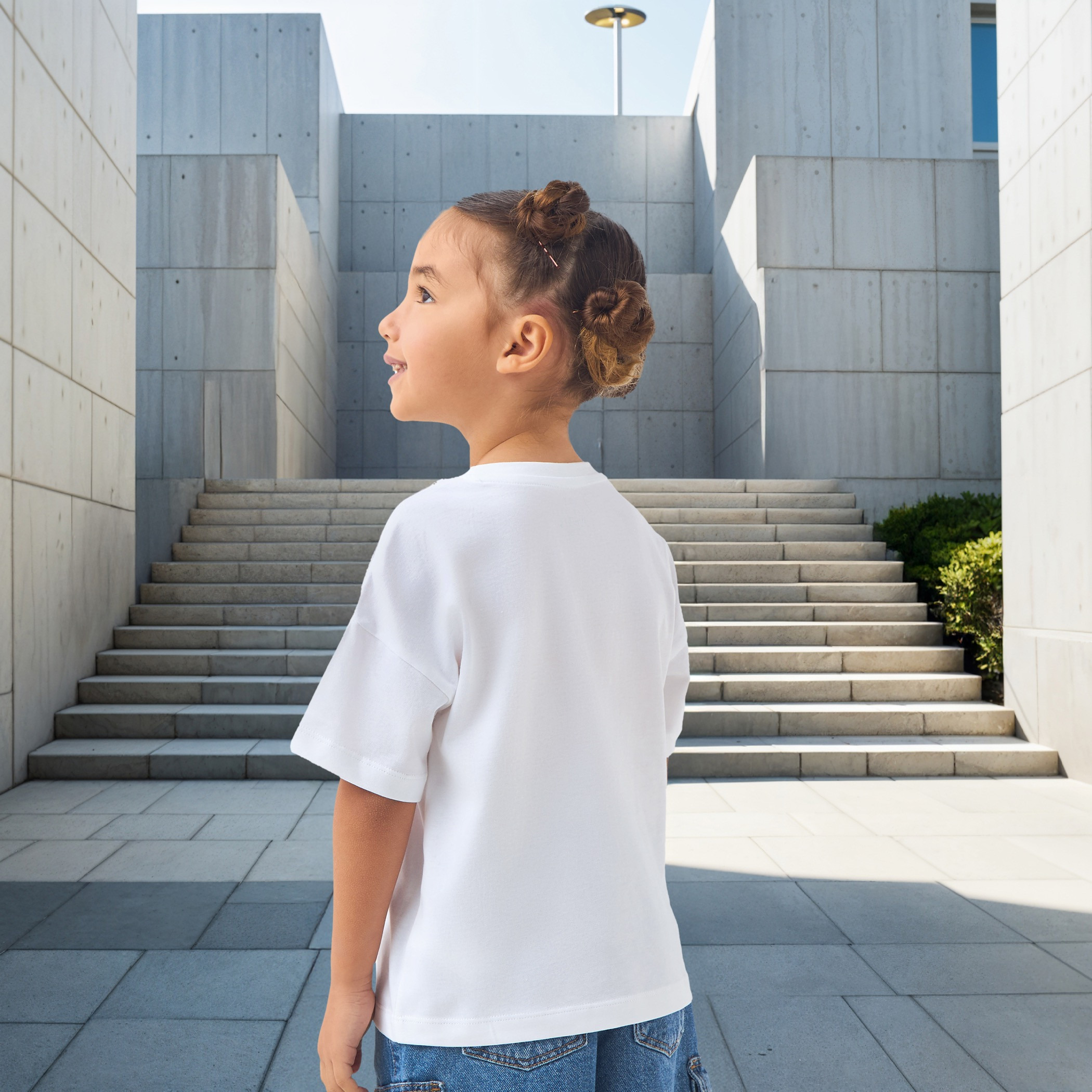 تيشيرت بأكتاف متدلية وطبعات تايبوجرافيك من جونيورز-girls-clothing-tshirts-image-3