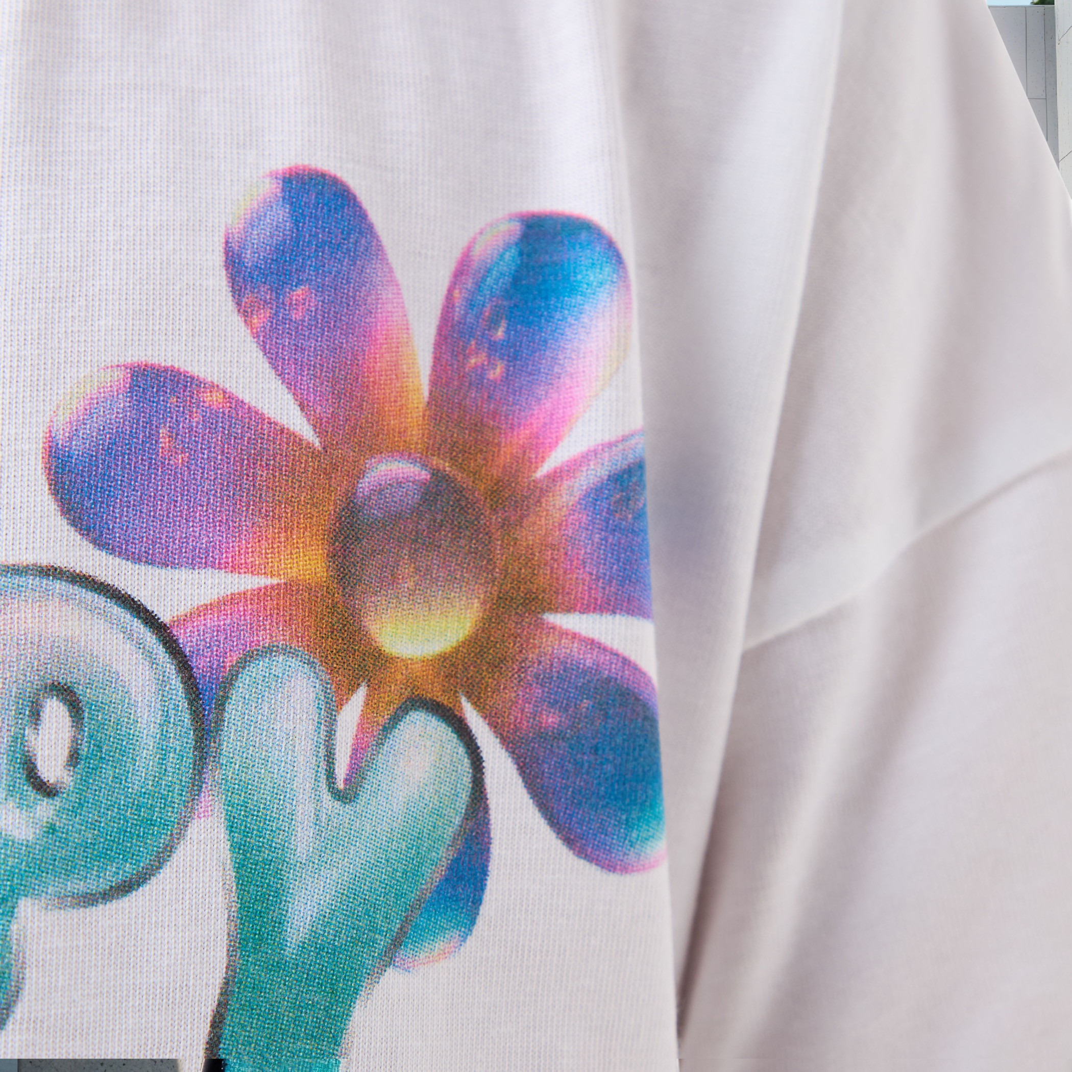 تيشيرت بأكتاف متدلية وطبعات تايبوجرافيك من جونيورز-girls-clothing-tshirts-image-5