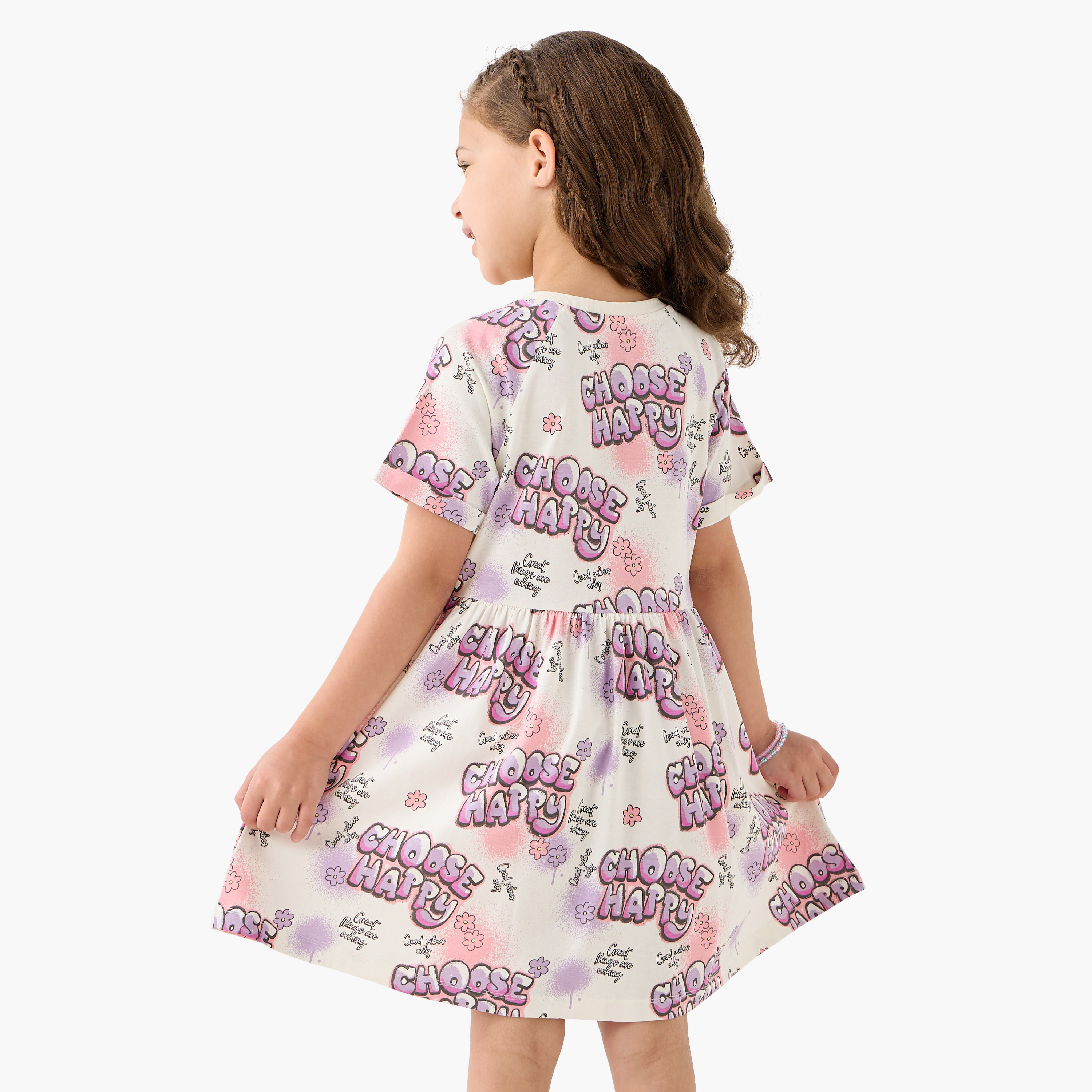 فستان بياقة مستديرة وأكمام قصيرة وطبعات من جونيورز-girls-clothing-dressesandjumpsuits-image-3
