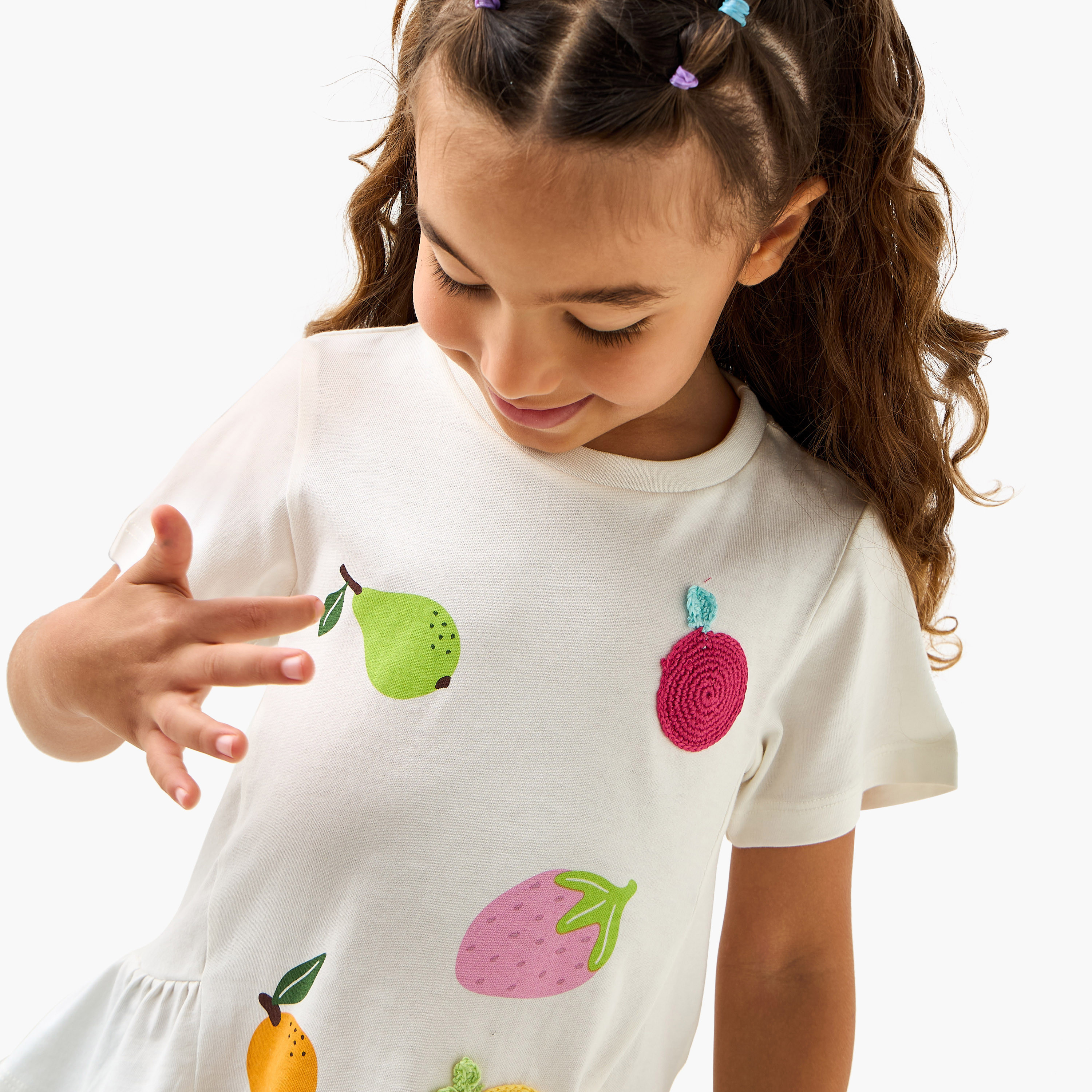 Juniors Applique Detail T-shirt with Short Sleeves-girls-clothing-tshirts-image-4