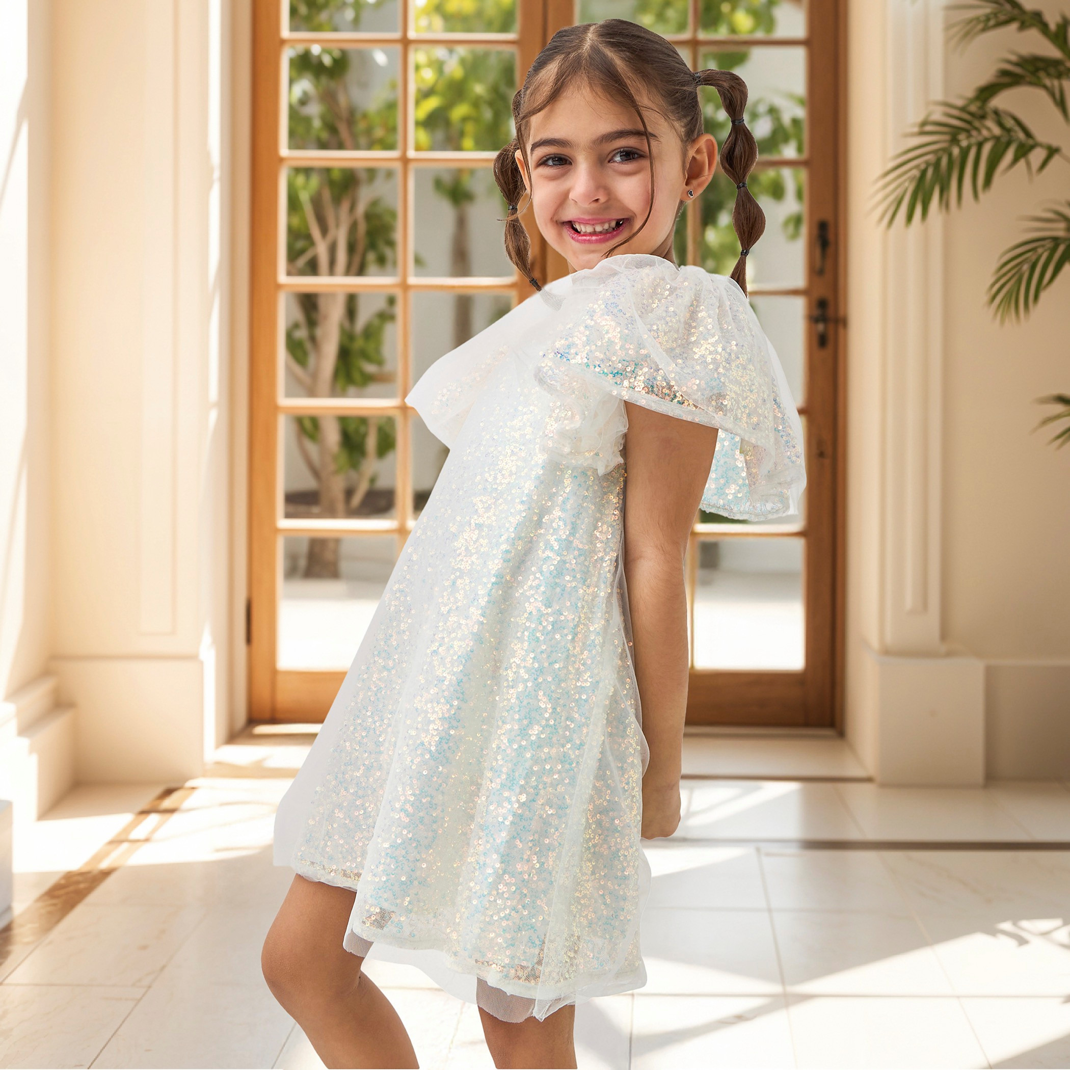 فستان مزين بأكمام كاب بتفاصيل كشكش من جونيورز-girls-clothing-dressesandjumpsuits-image-6