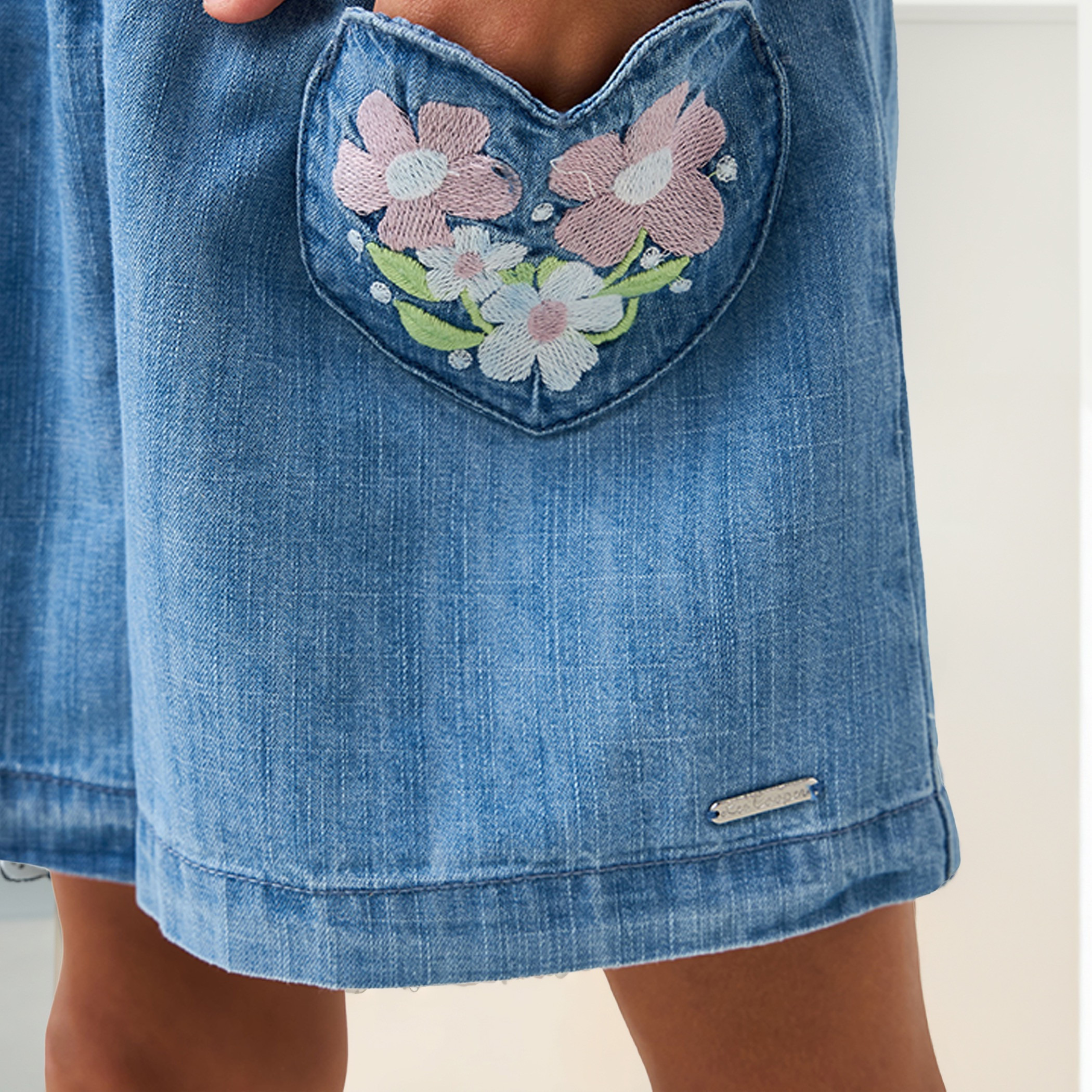 Lee Cooper Embroidered Denim Shorts with Elasticated Waistband-girls-clothing-bottoms-shorts-image-4