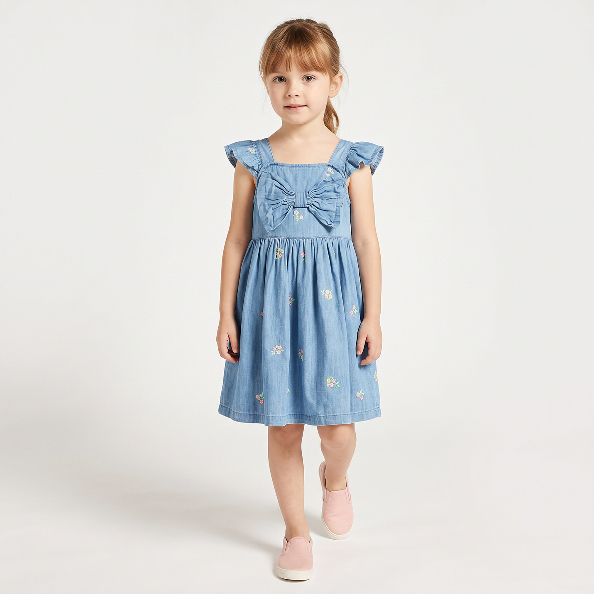 فستان بتطريز زهرية وتفاصيل فيونكة وأكمام كشكش من لي كوبر-girls-clothing-dressesandjumpsuits-image-2