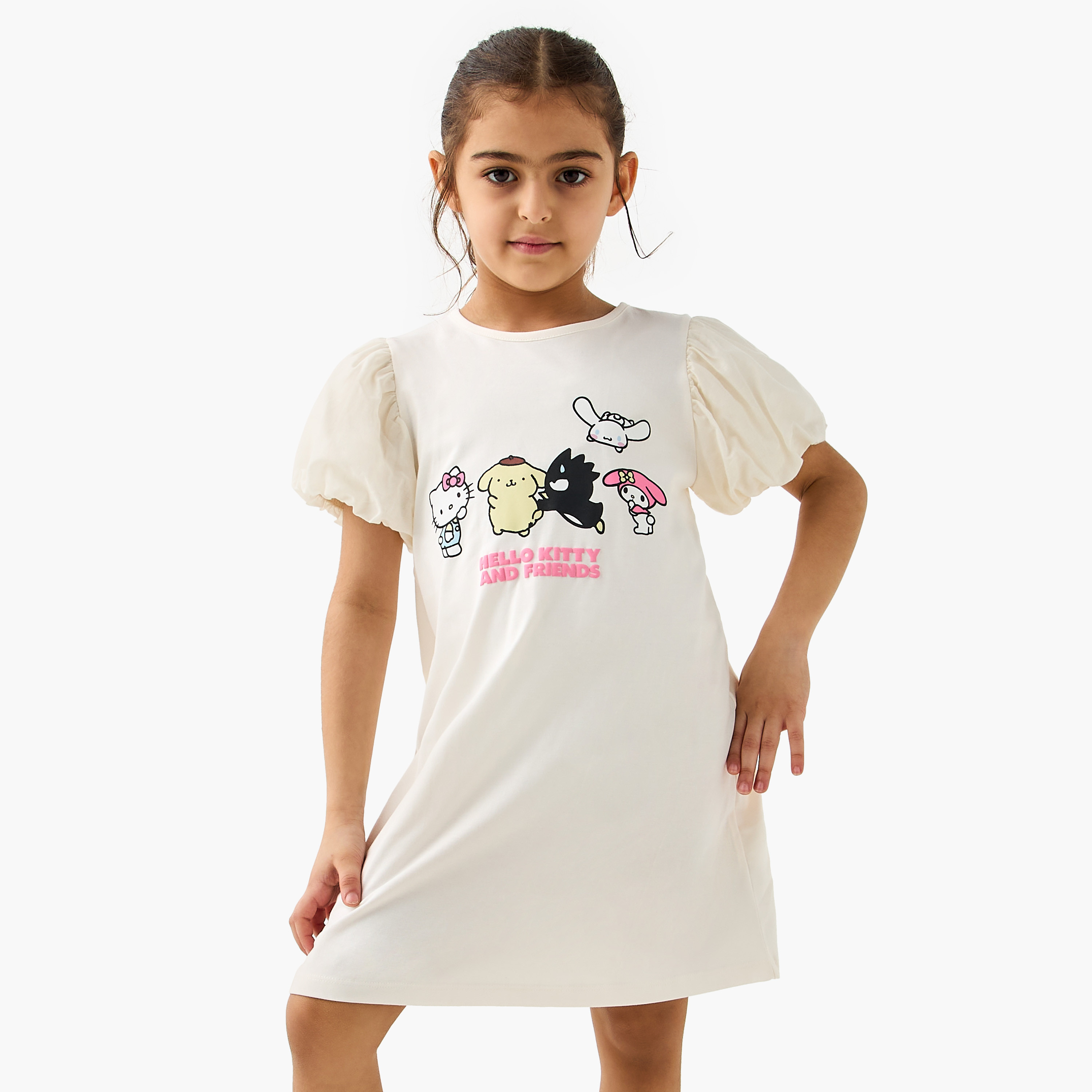 فستان بأكمام قصيرة وطبعات هالو كيتي والأصدقاء من سانريو-girls-clothing-dressesandjumpsuits-image-1