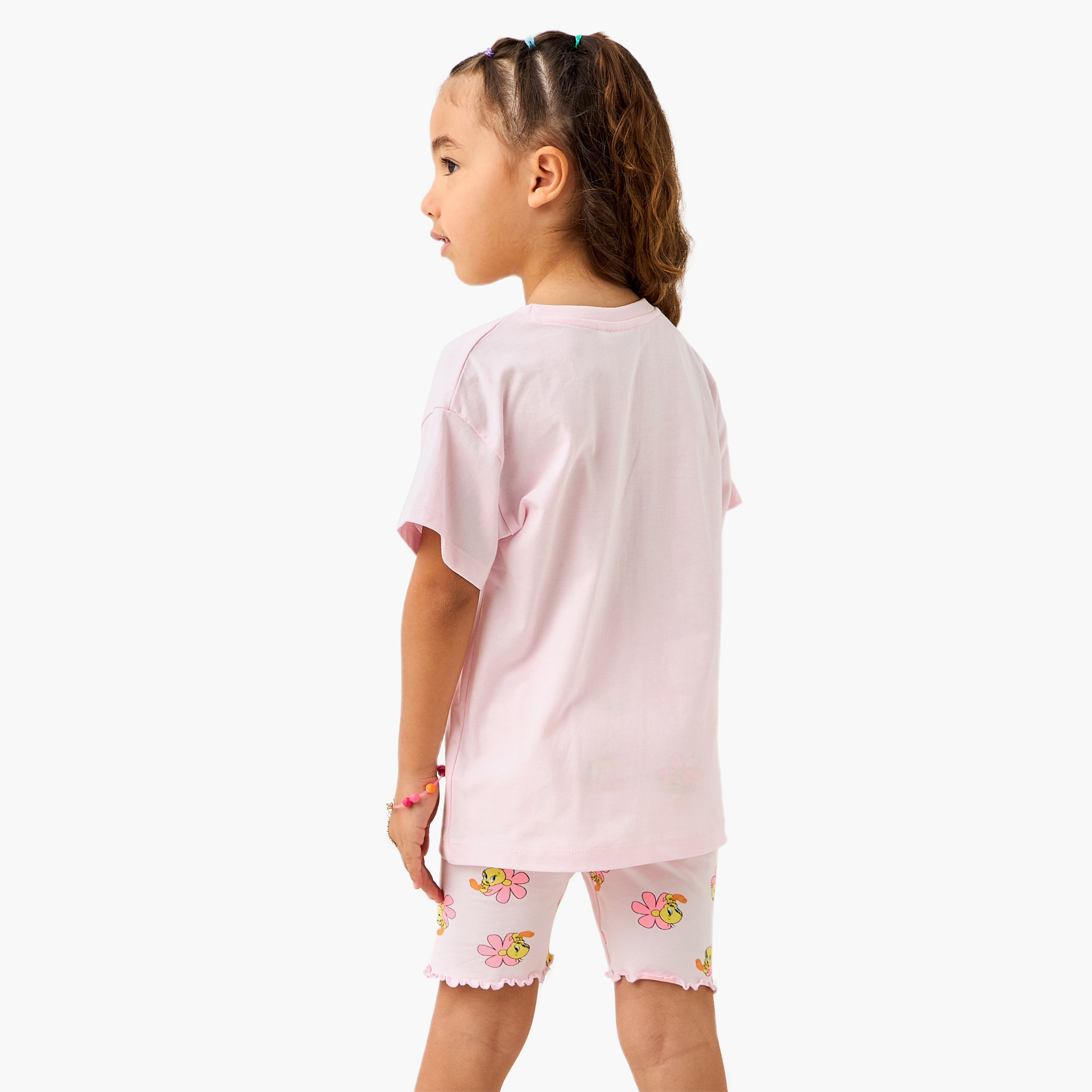 طقم تيشيرت وشورت بطبعات تويتي-baby-girls-clothing-setsandcoords-image-4
