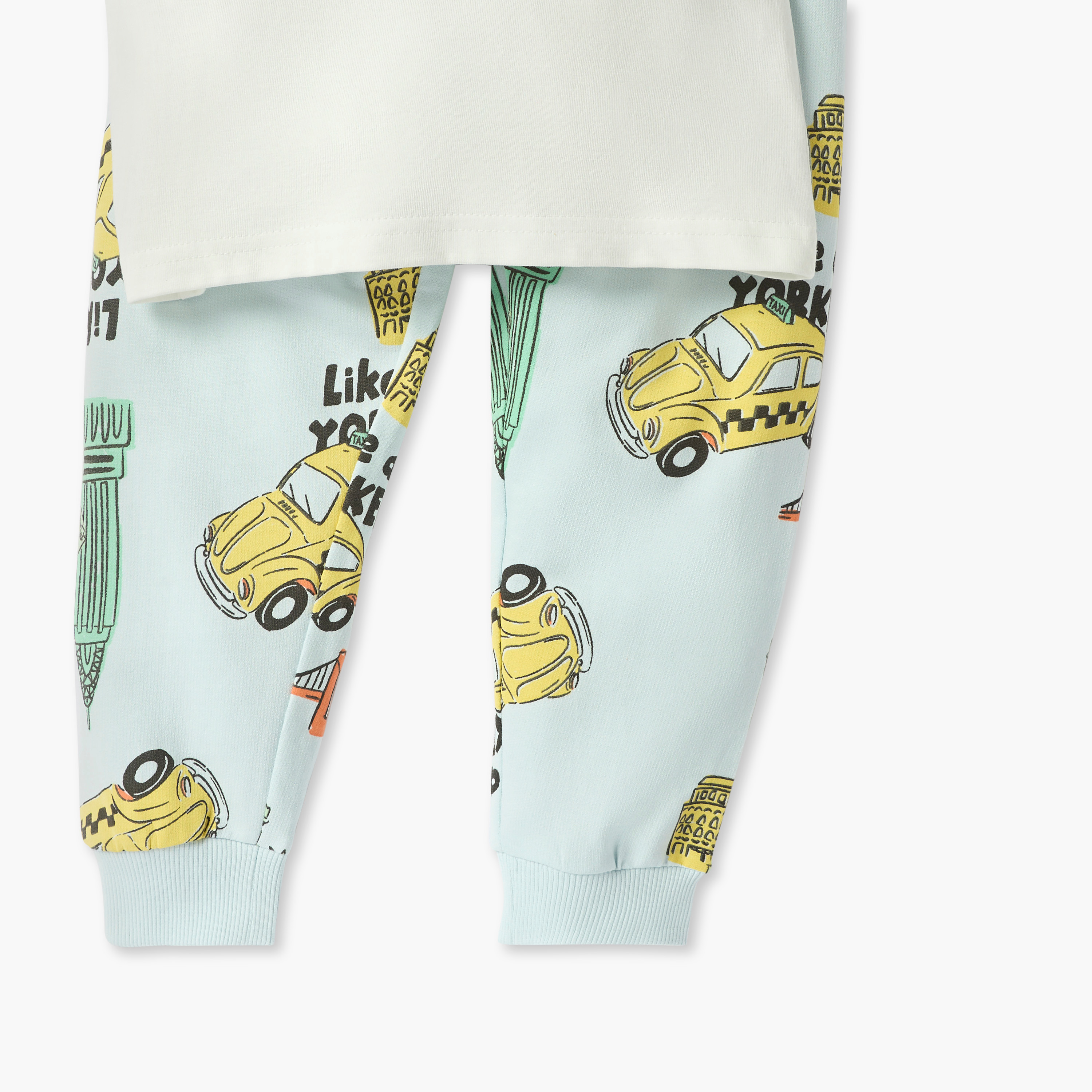 طقم تيشيرت بطبعات وبنطلون بيجاما من جونيورز-boys-clothing-nightwear-image-2