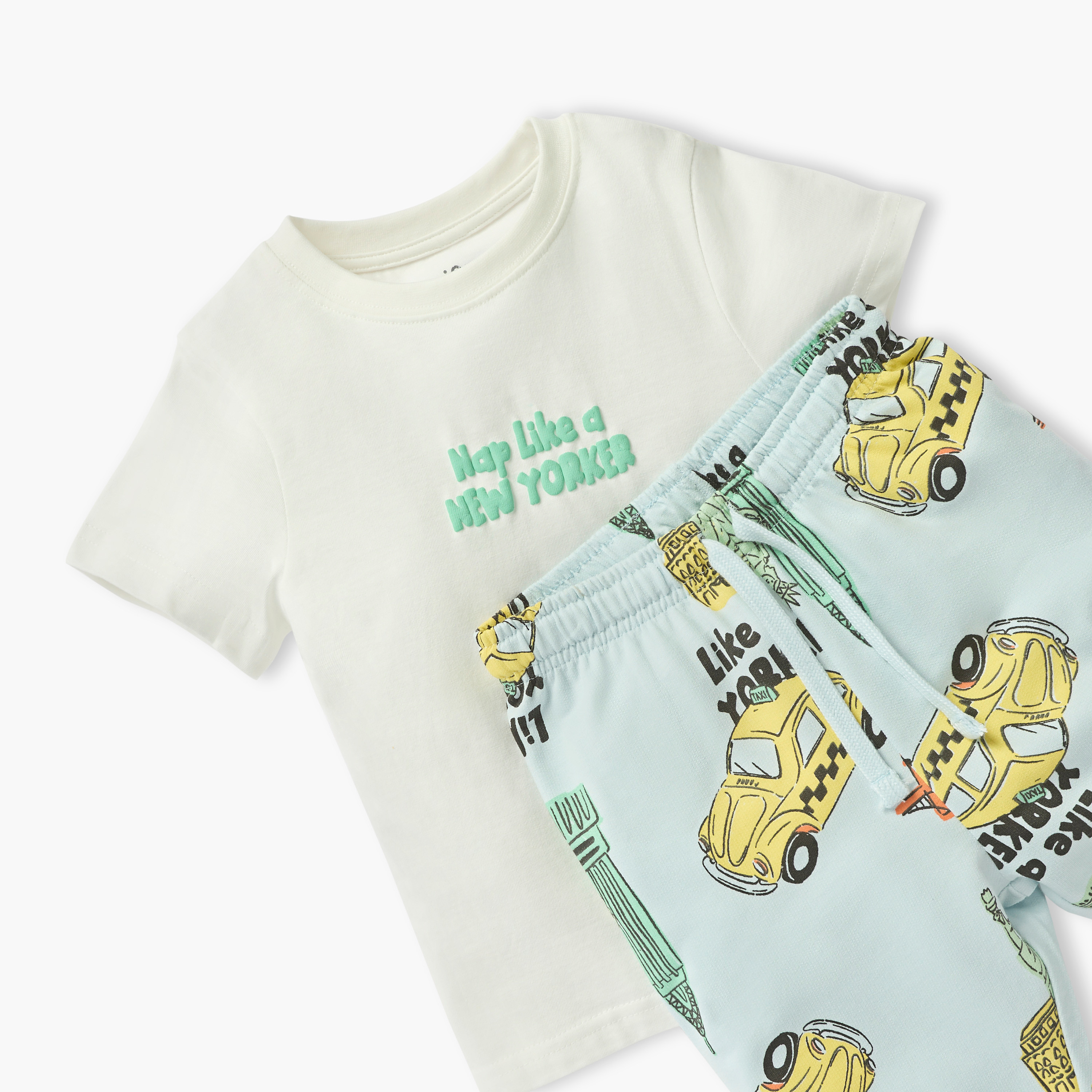 طقم تيشيرت بطبعات وبنطلون بيجاما من جونيورز-boys-clothing-nightwear-image-1