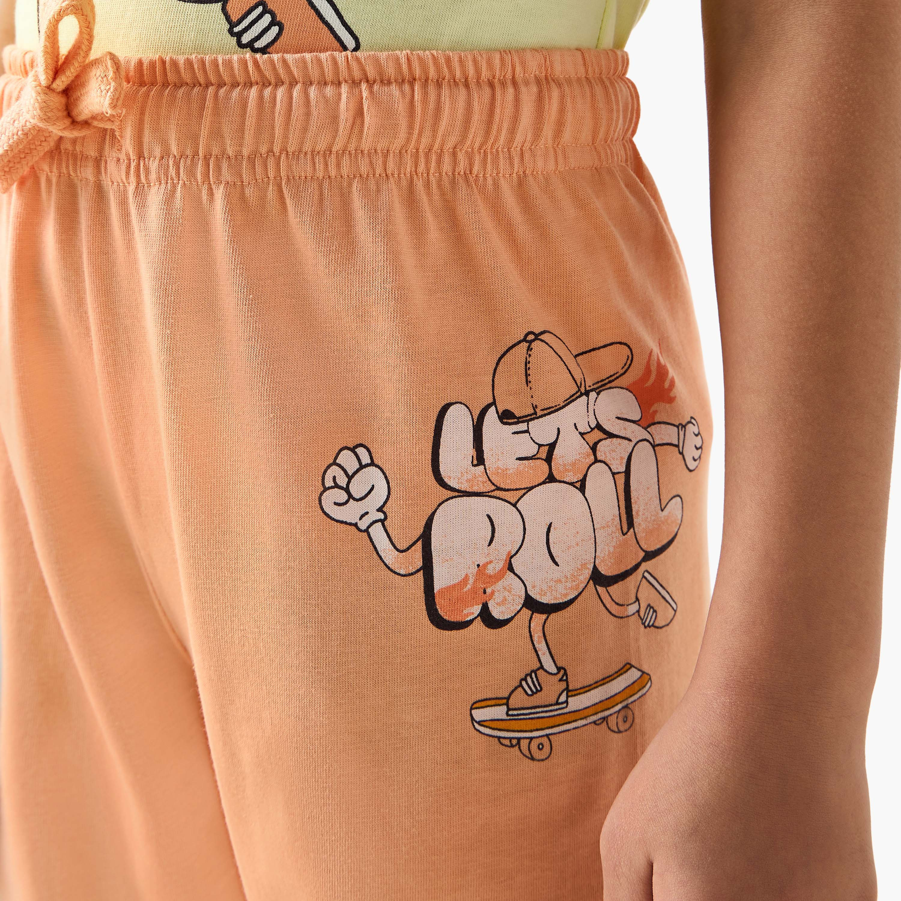 Juniors Graphic Print T-shirt and Pyjama Set-boys-clothing-nightwear-image-5