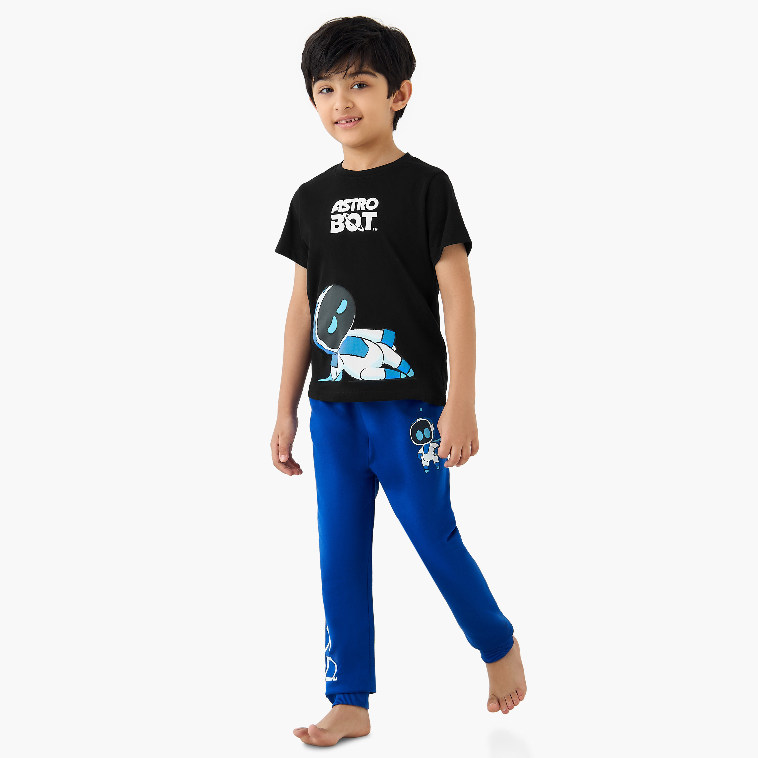 طقم بنطلون بيجاما وتيشيرت بطبعات من بلايستيشن-boys-clothing-nightwear-image-1