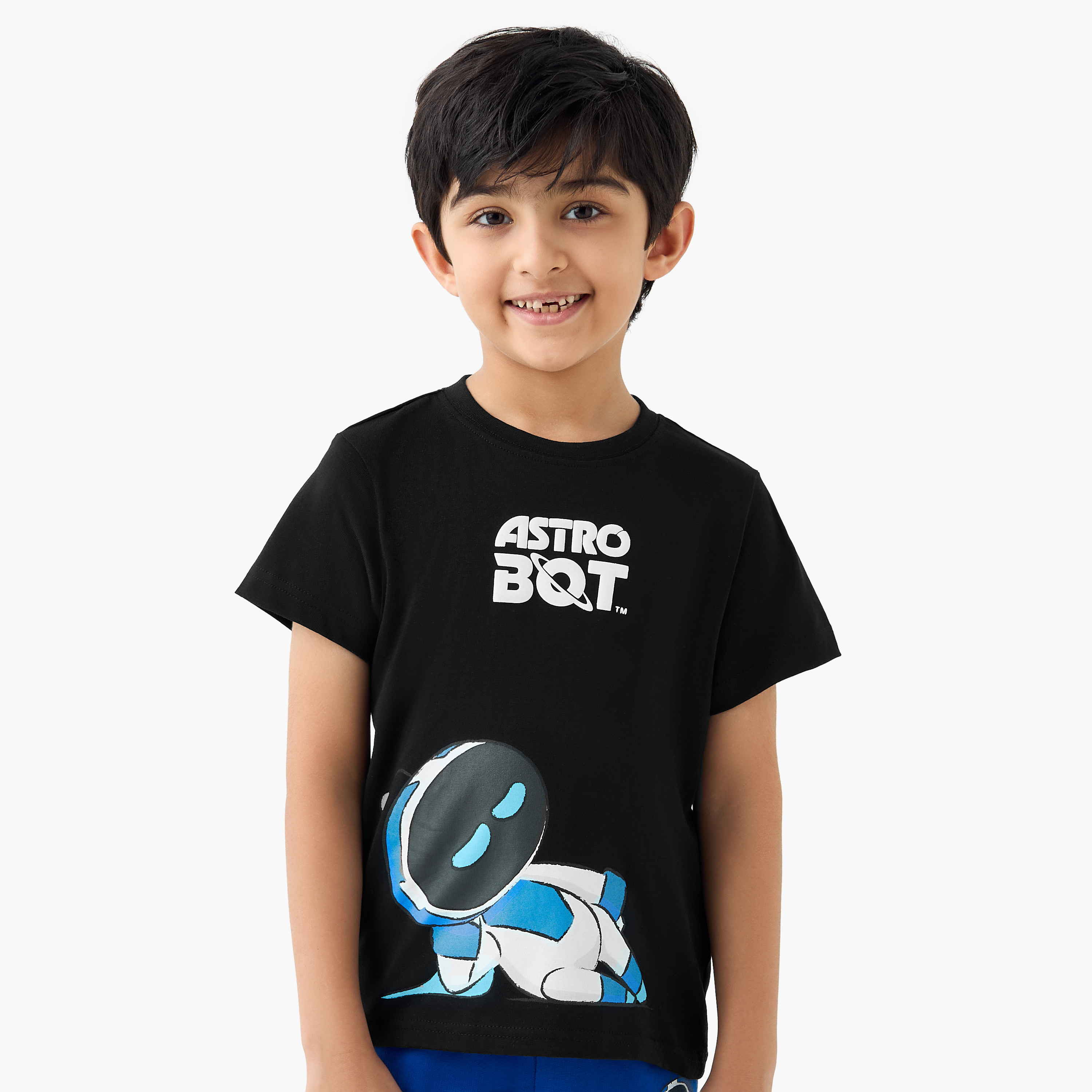 طقم بنطلون بيجاما وتيشيرت بطبعات من بلايستيشن-boys-clothing-nightwear-image-2