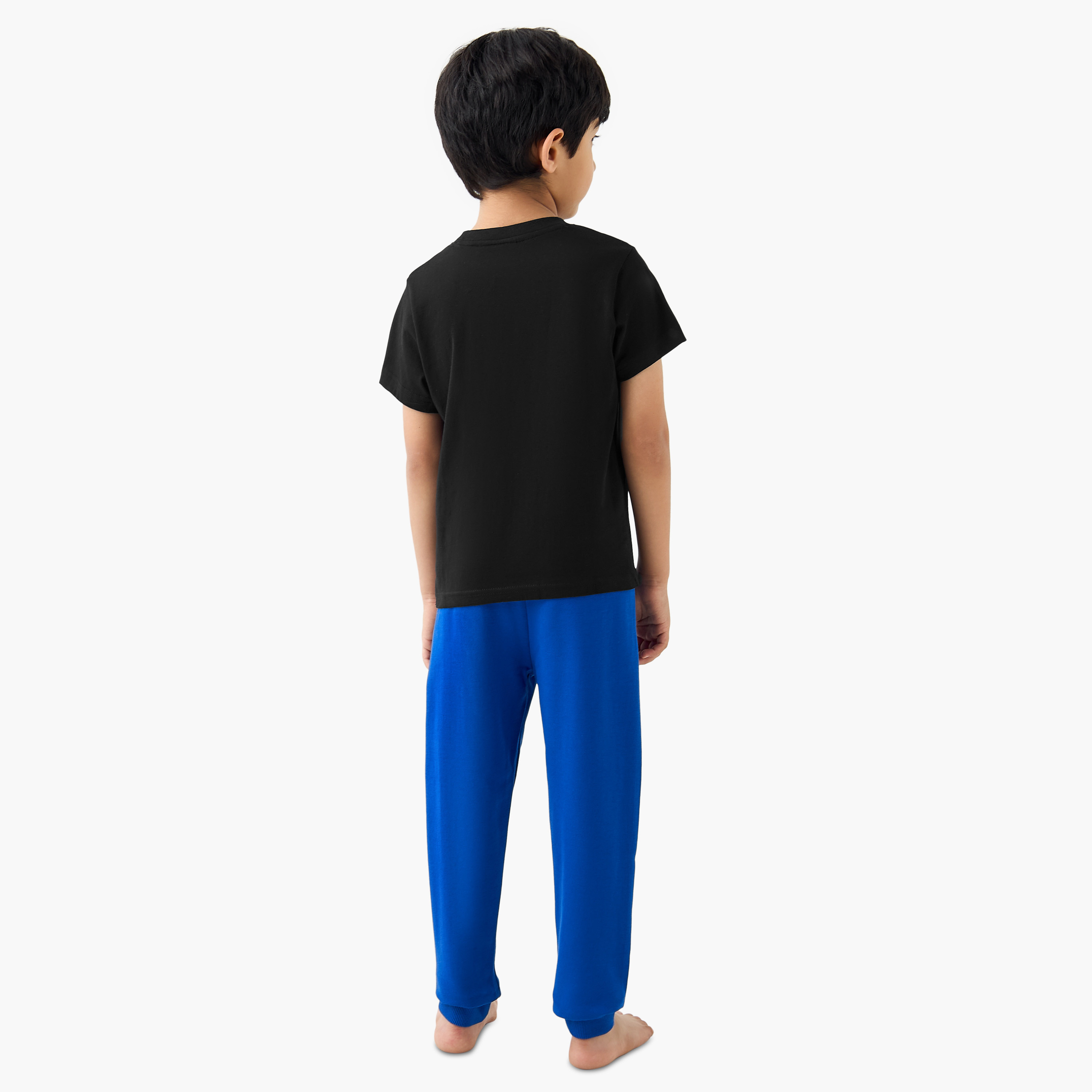 طقم بنطلون بيجاما وتيشيرت بطبعات من بلايستيشن-boys-clothing-nightwear-image-4