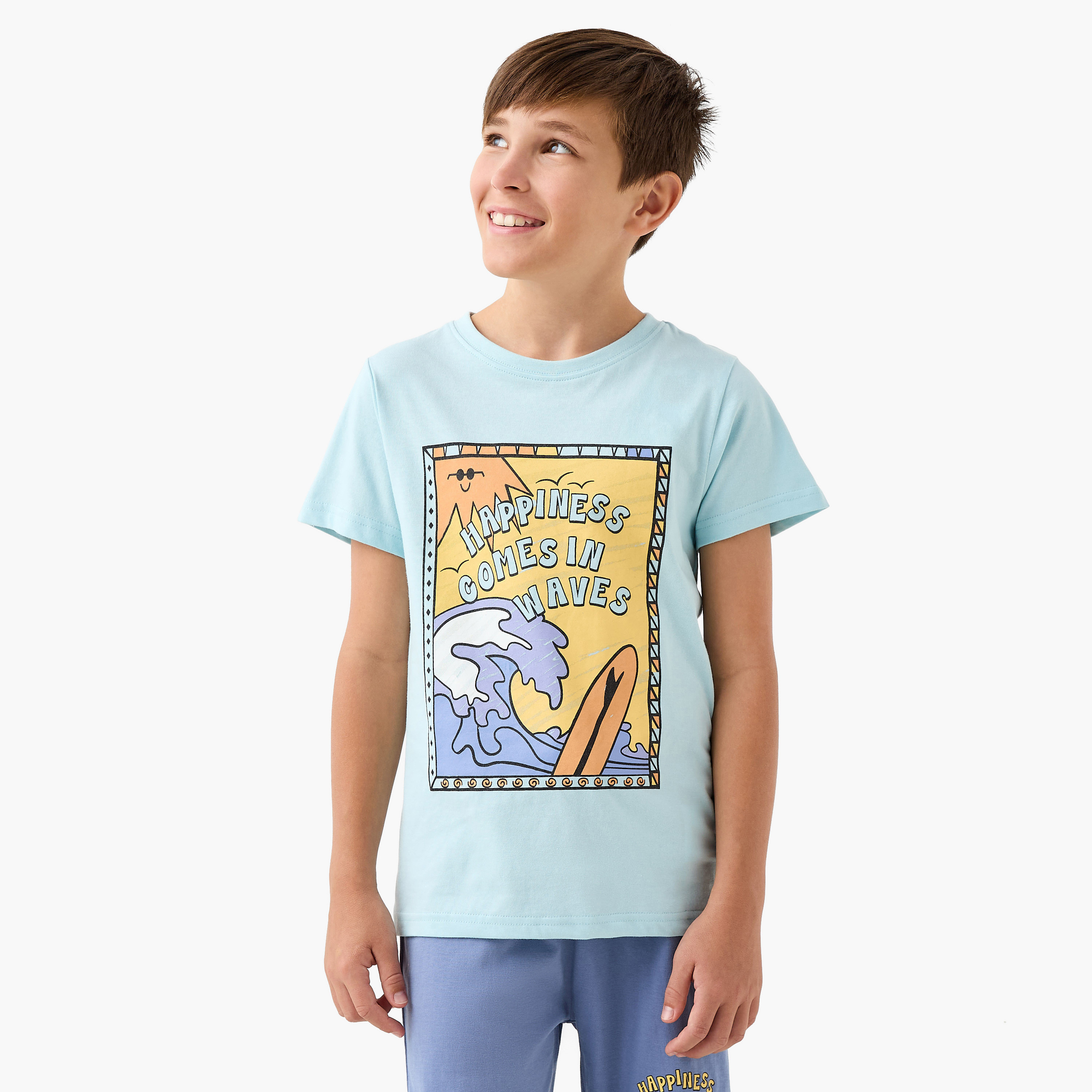 طقم بيجاما وتيشيرت بطبعات من جونيورز - طقم من 4 قطع-boys-clothing-nightwear-image-3