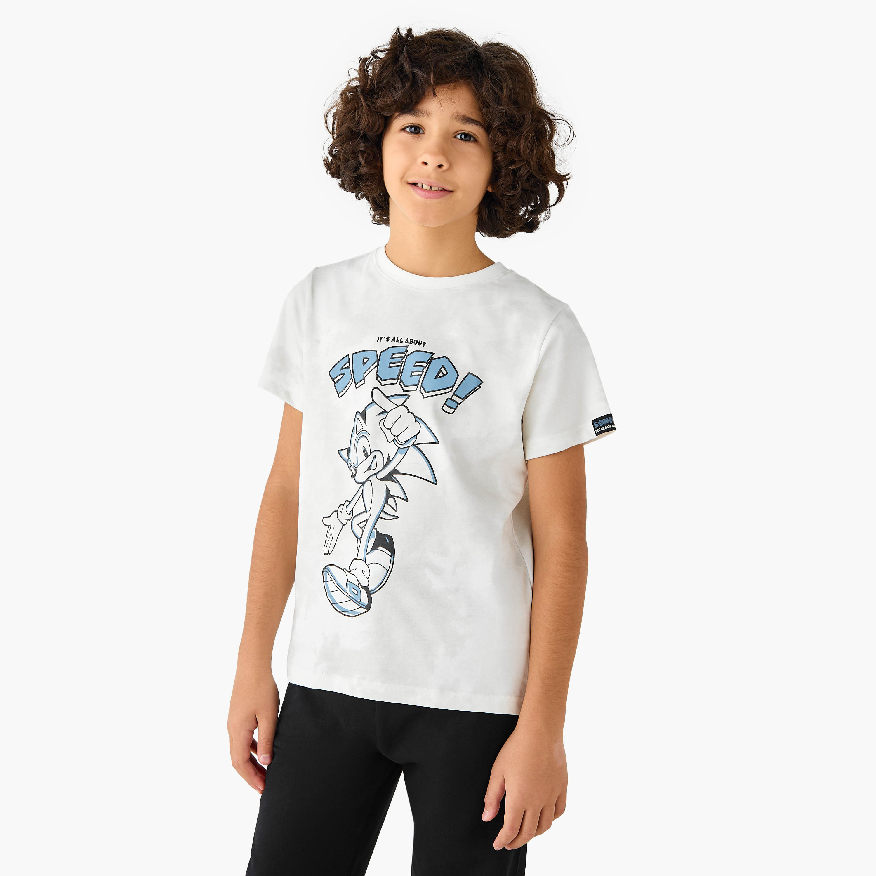 Sonic the Hedgehog Print T-shirt and Pyjama Set-boys-clothing-nightwear-image-2