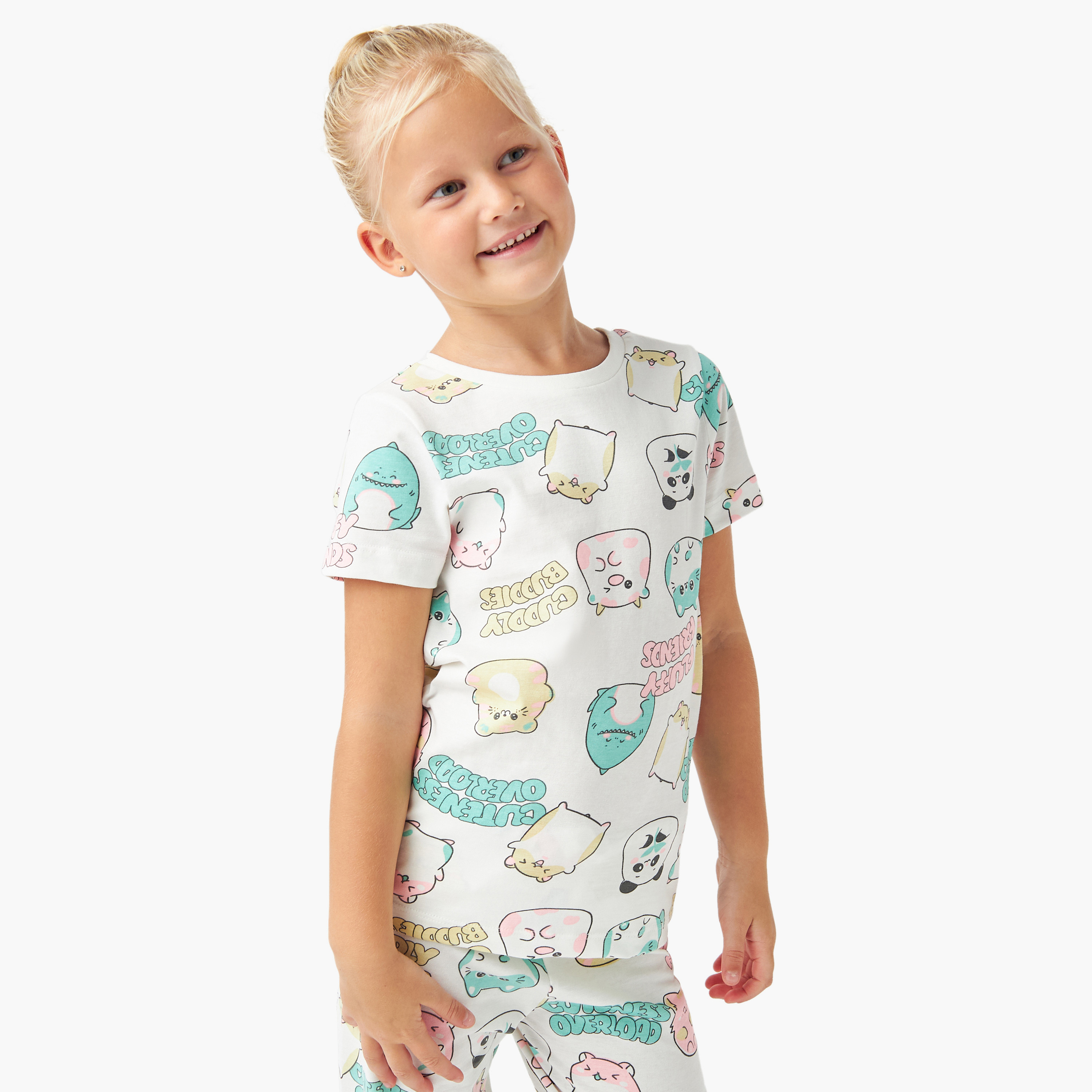 بنطلون بيجاما وتيشيرت بطبعات من جونيورز - طقم من 3 قطع-girls-clothing-nightwear-image-5