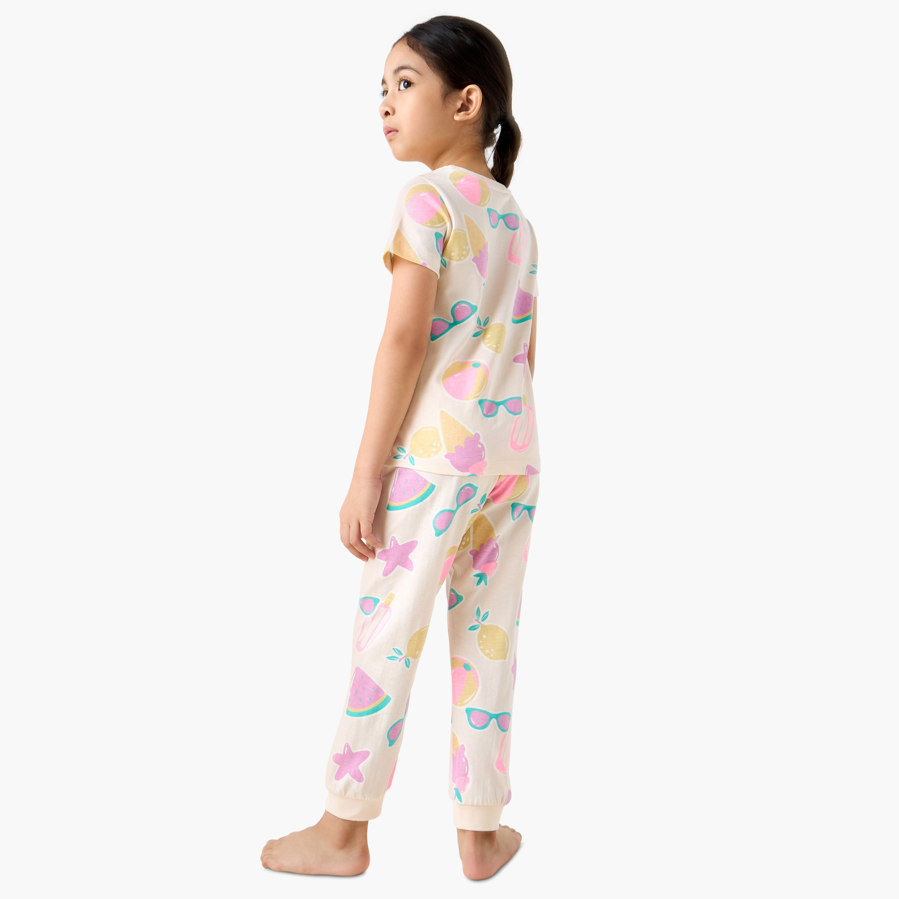 طقم تيشيرت بطبعات وبنطلون بيجاما من جونيورز-girls-clothing-nightwear-image-3