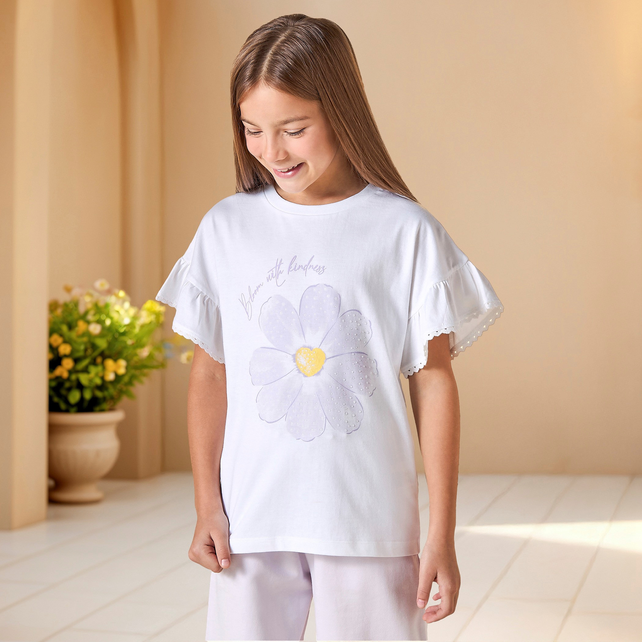 طقم بنطلون بيجاما وتيشيرت بطبعات من جونيورز-girls-clothing-nightwear-image-2