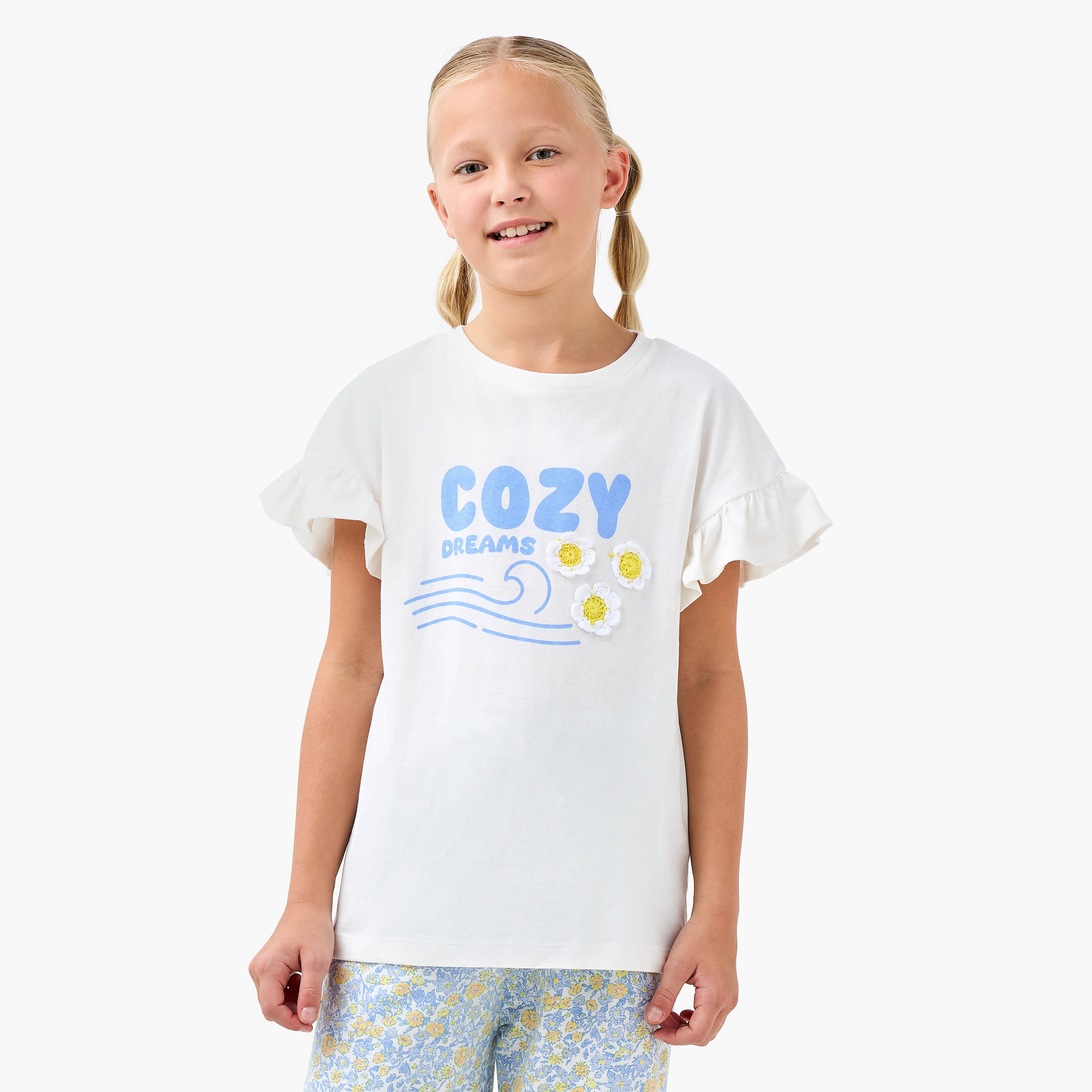 طقم بنطلون بيجاما وتيشيرت بطبعات من جونيورز-girls-clothing-nightwear-image-2