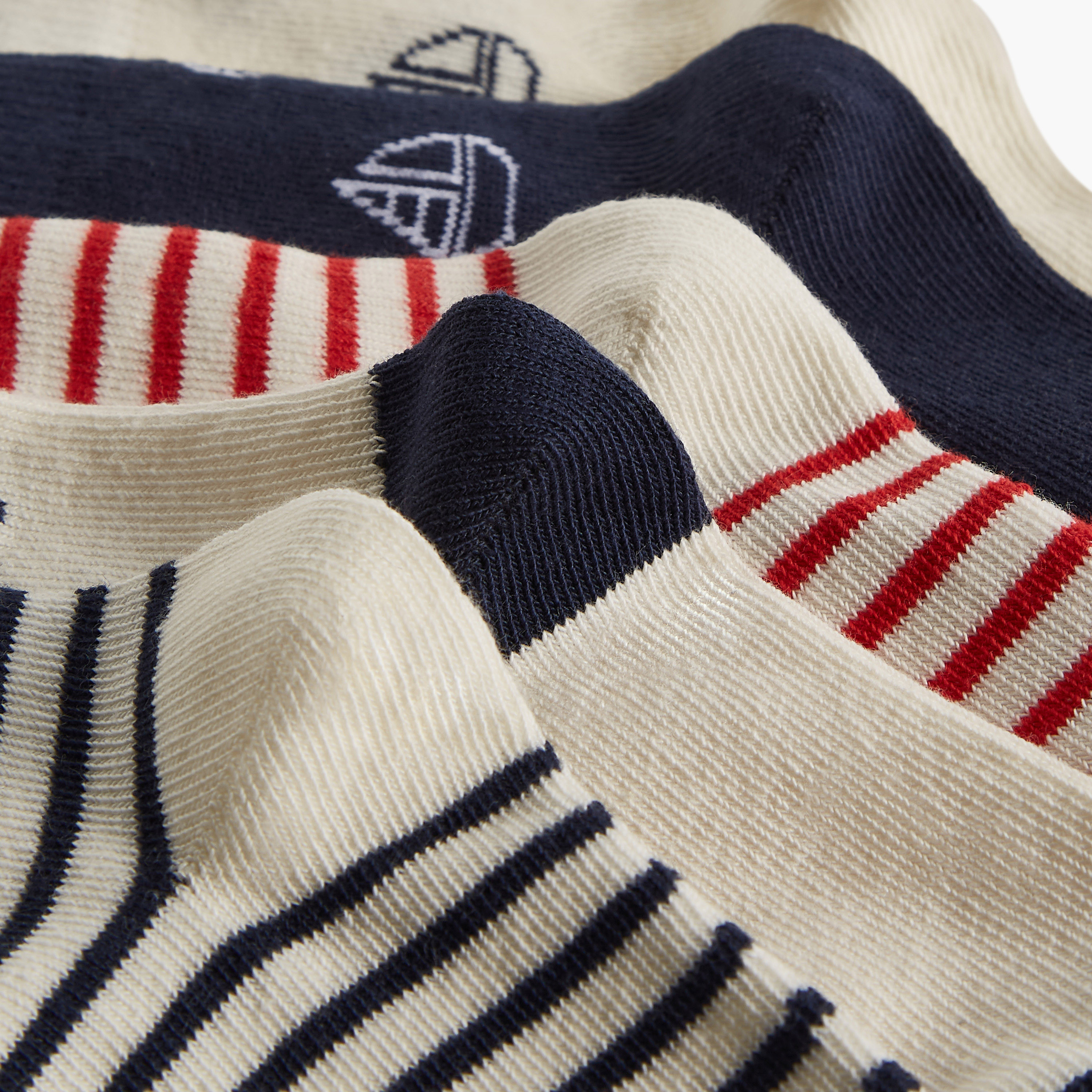 طقم جوارب 5 أزواج بطول الكاحل بطبعات من جونيورز-girls-accessories-socks-image-3