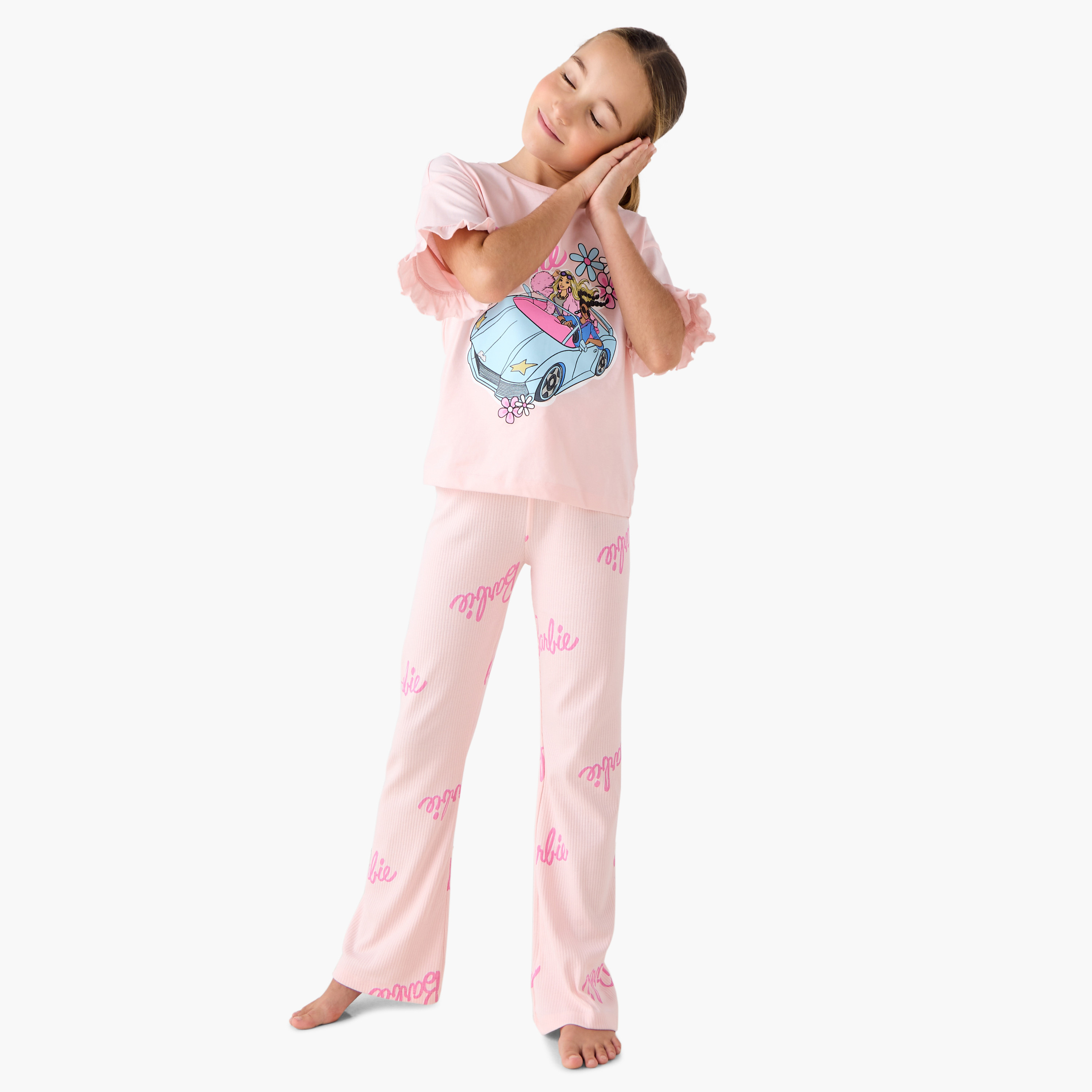 طقم بنطلون بيجاما وبلوزة بطبعات باربي-girls-clothing-nightwear-image-1