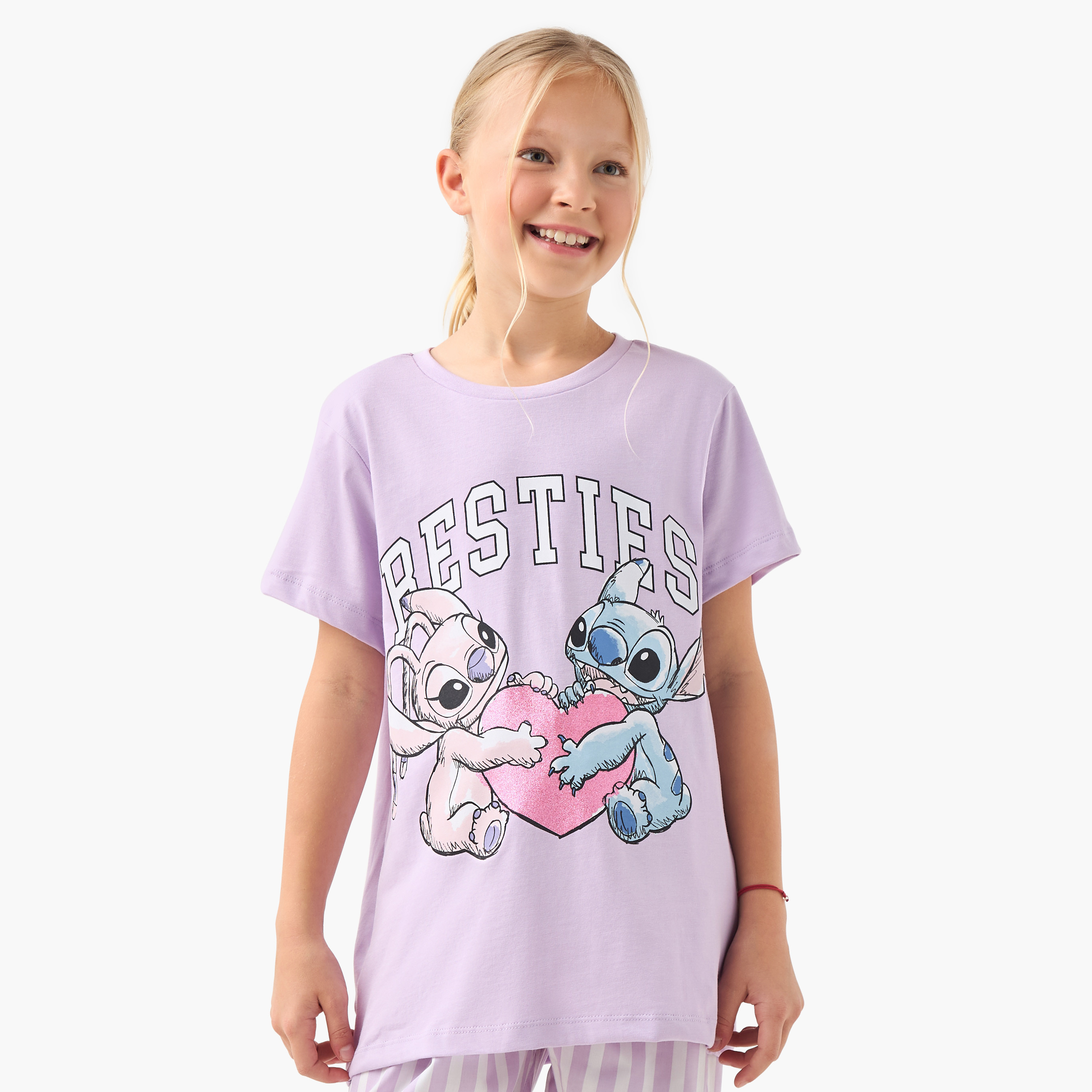 طقم بنطلون بيجاما وتيشيرت بطبعات من ديزني-girls-clothing-nightwear-image-2