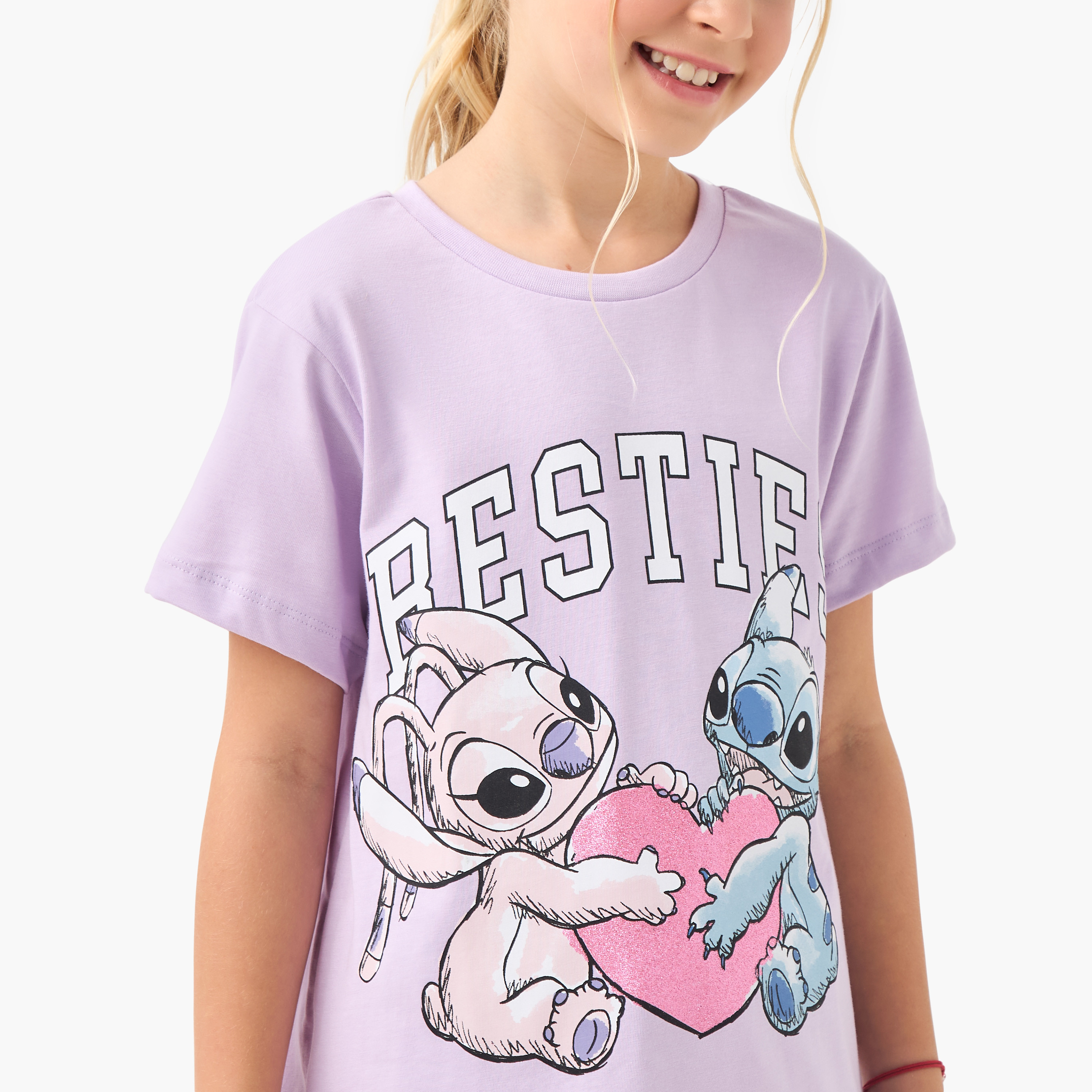 طقم بنطلون بيجاما وتيشيرت بطبعات من ديزني-girls-clothing-nightwear-image-5