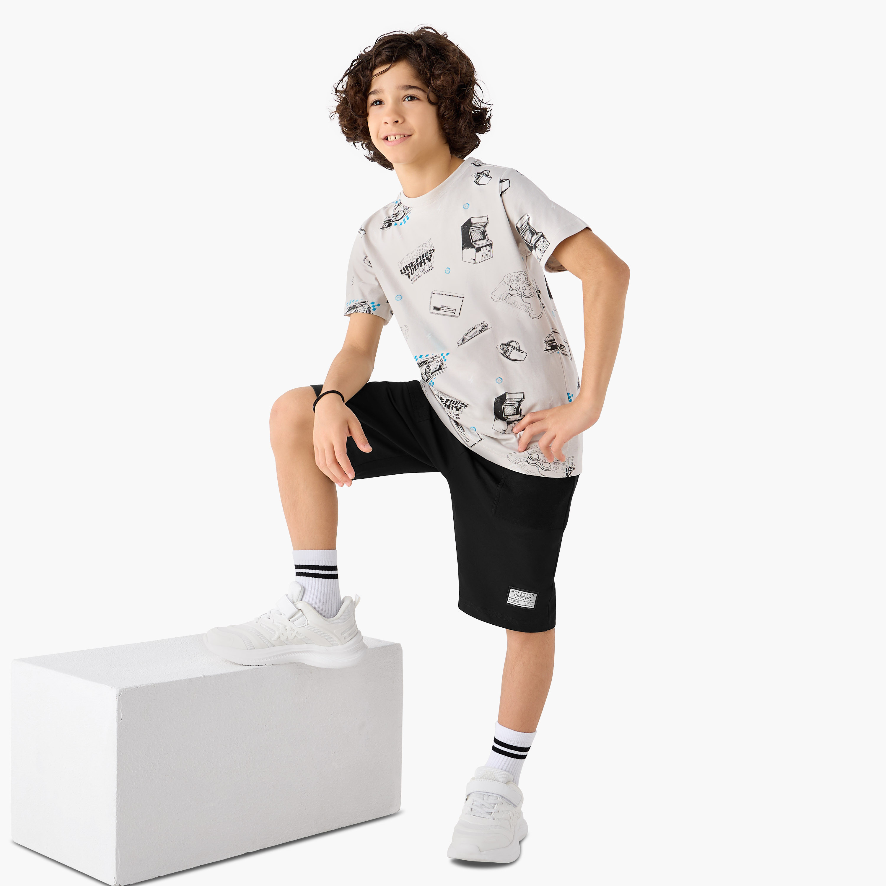 Juniors Graphic Print Crew Neck T-shirt with Short Sleeves-boys-clothing-tshirtsandpolos-image-2