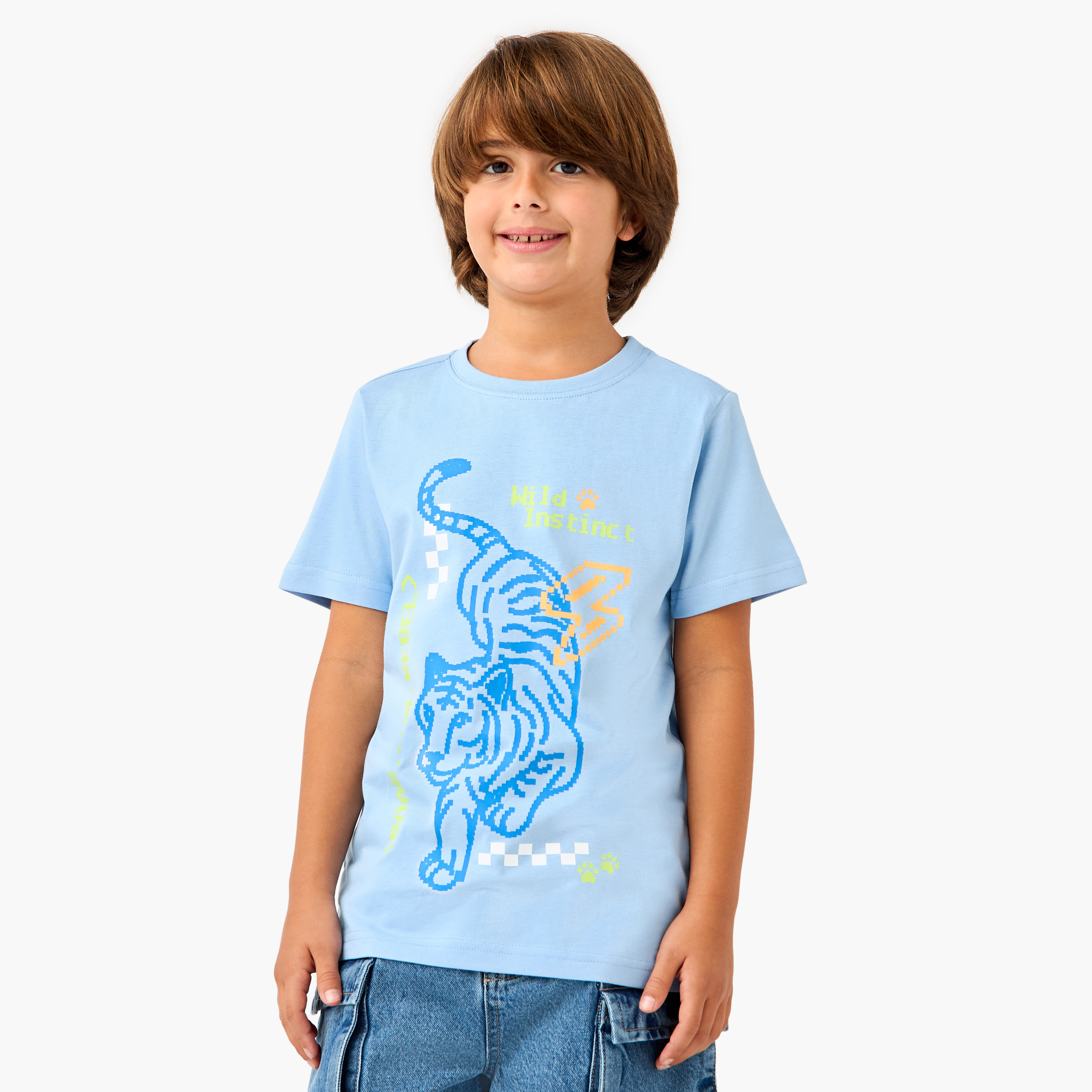 تيشيرت بطبعات جرافيك وأكمام قصيرة من جونيورز-boys-clothing-tshirtsandpolos-image-1