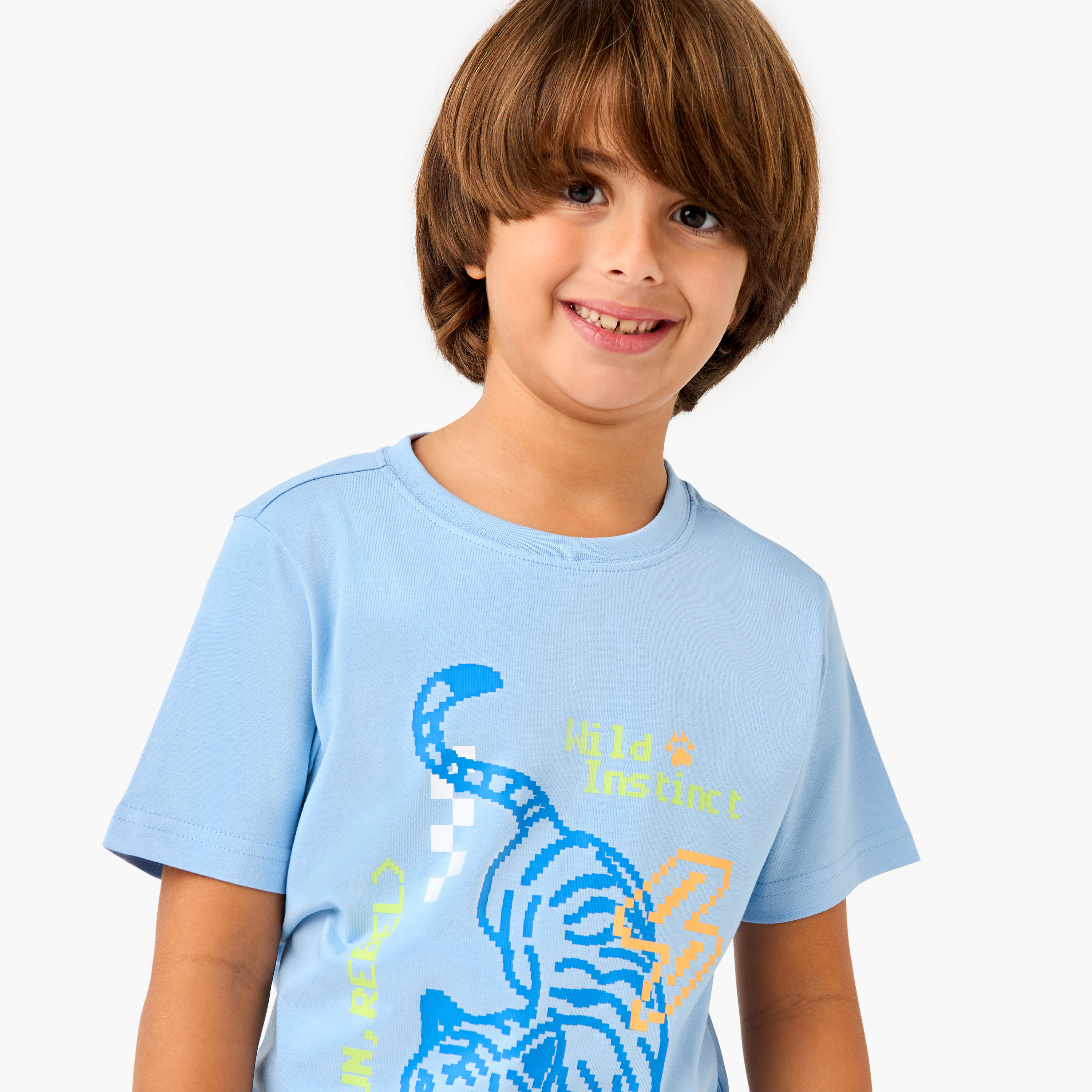 تيشيرت بطبعات جرافيك وأكمام قصيرة من جونيورز-boys-clothing-tshirtsandpolos-image-4
