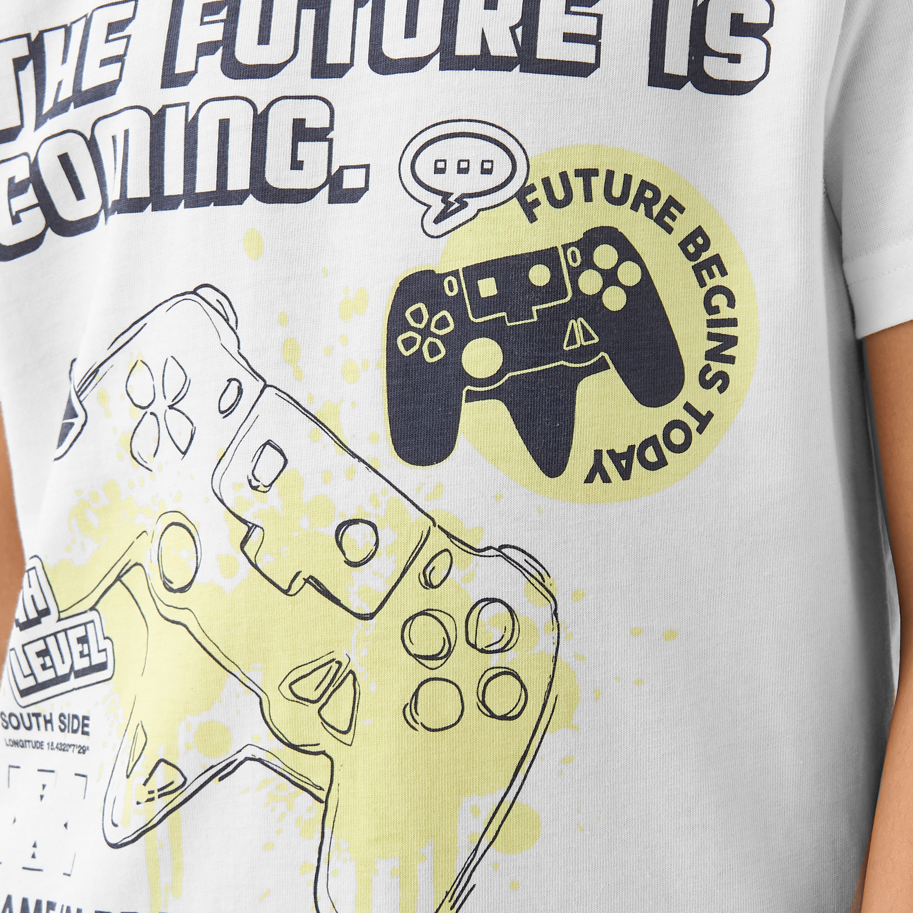 تيشيرت بياقة ضيقة وأكمام قصيرة وطبعات من جونيورز-boys-clothing-tshirtsandpolos-image-5