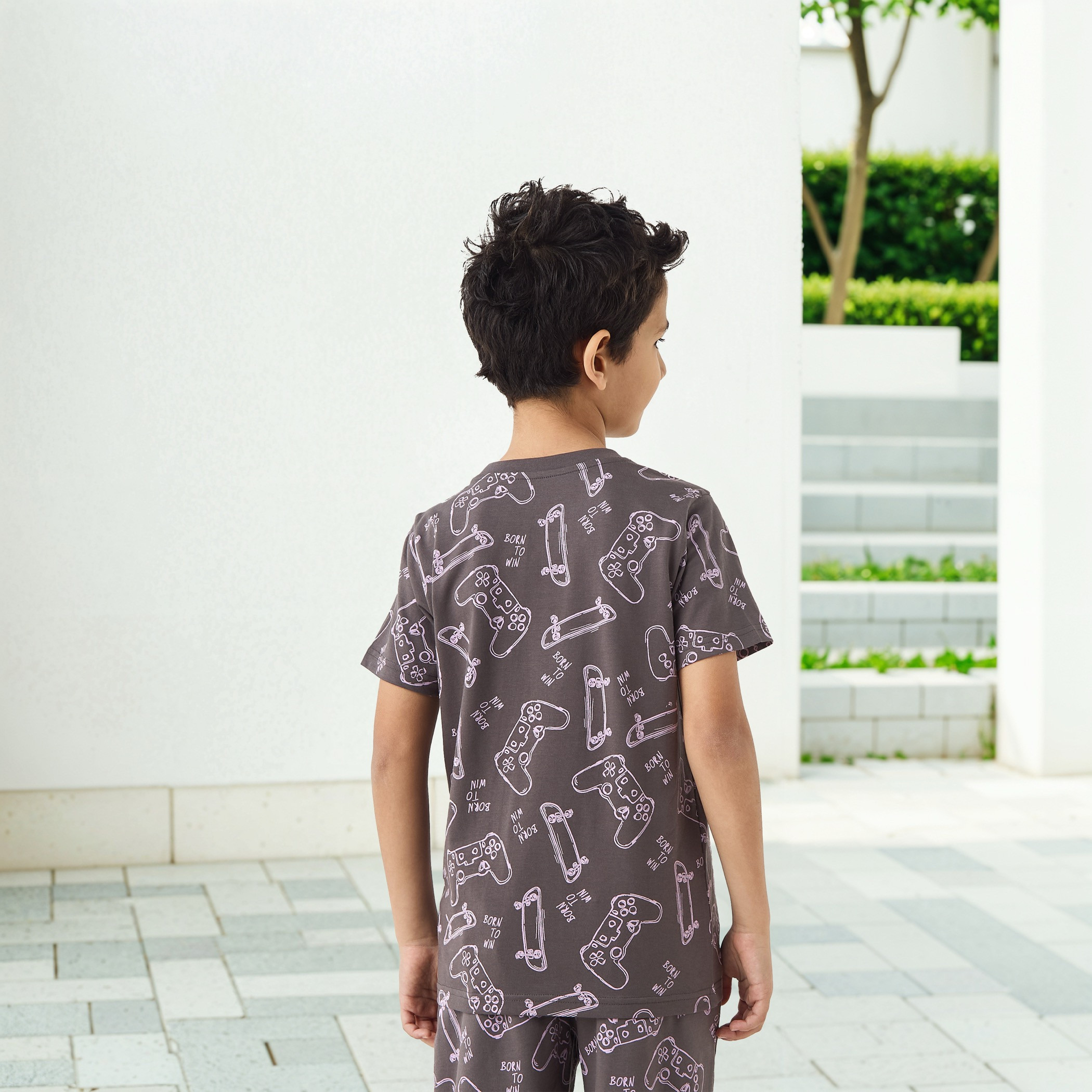 تيشيرت بياقة مستديرة وأكمام قصيرة وطبعات ألعاب من جونيورز-boys-clothing-tshirtsandpolos-image-3