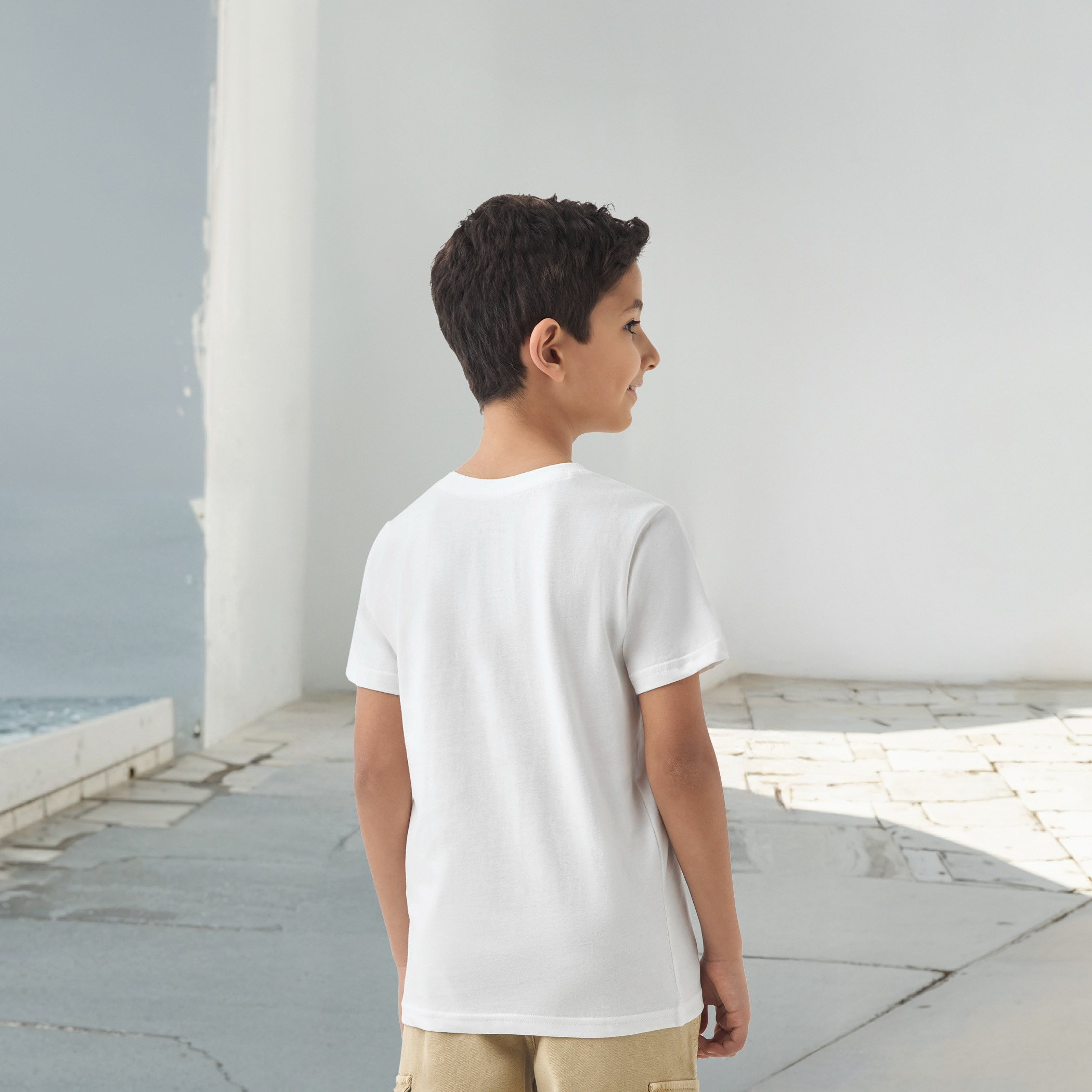 تيشيرت بطبعات شعار وأكمام قصيرة من جونيورز-boys-clothing-tshirtsandpolos-image-3