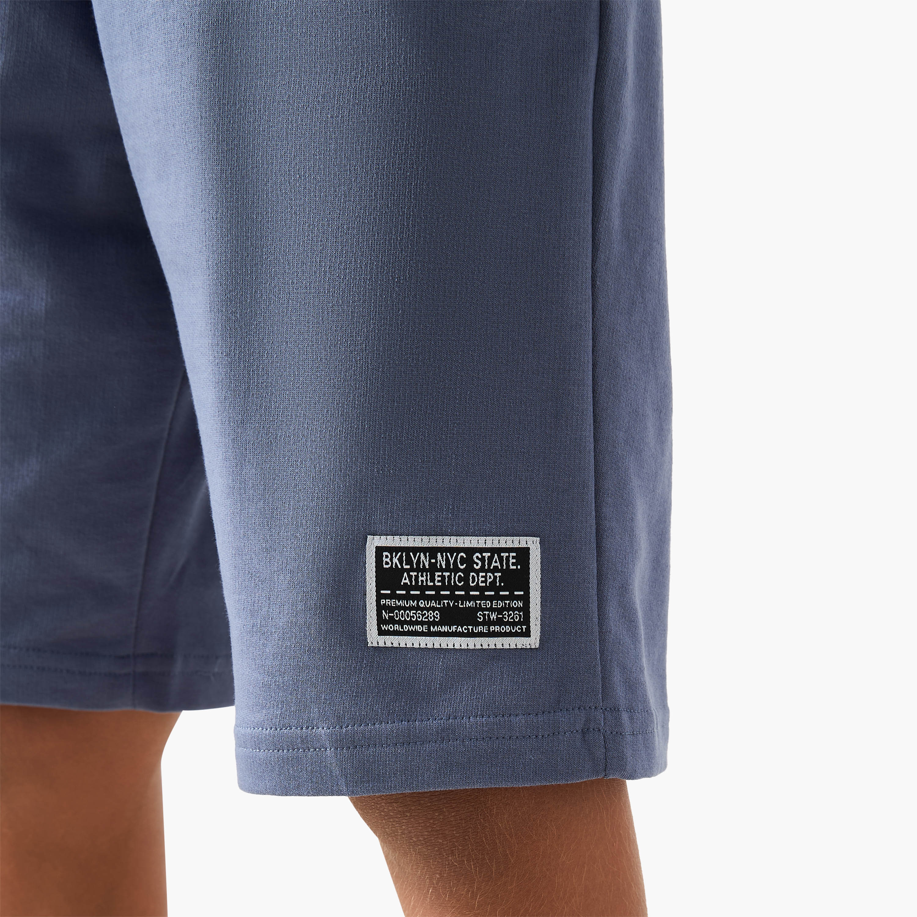 شورت سادة بجيوب ورباط إغلاق من جونيورز-boys-clothing-bottoms-shorts-image-4
