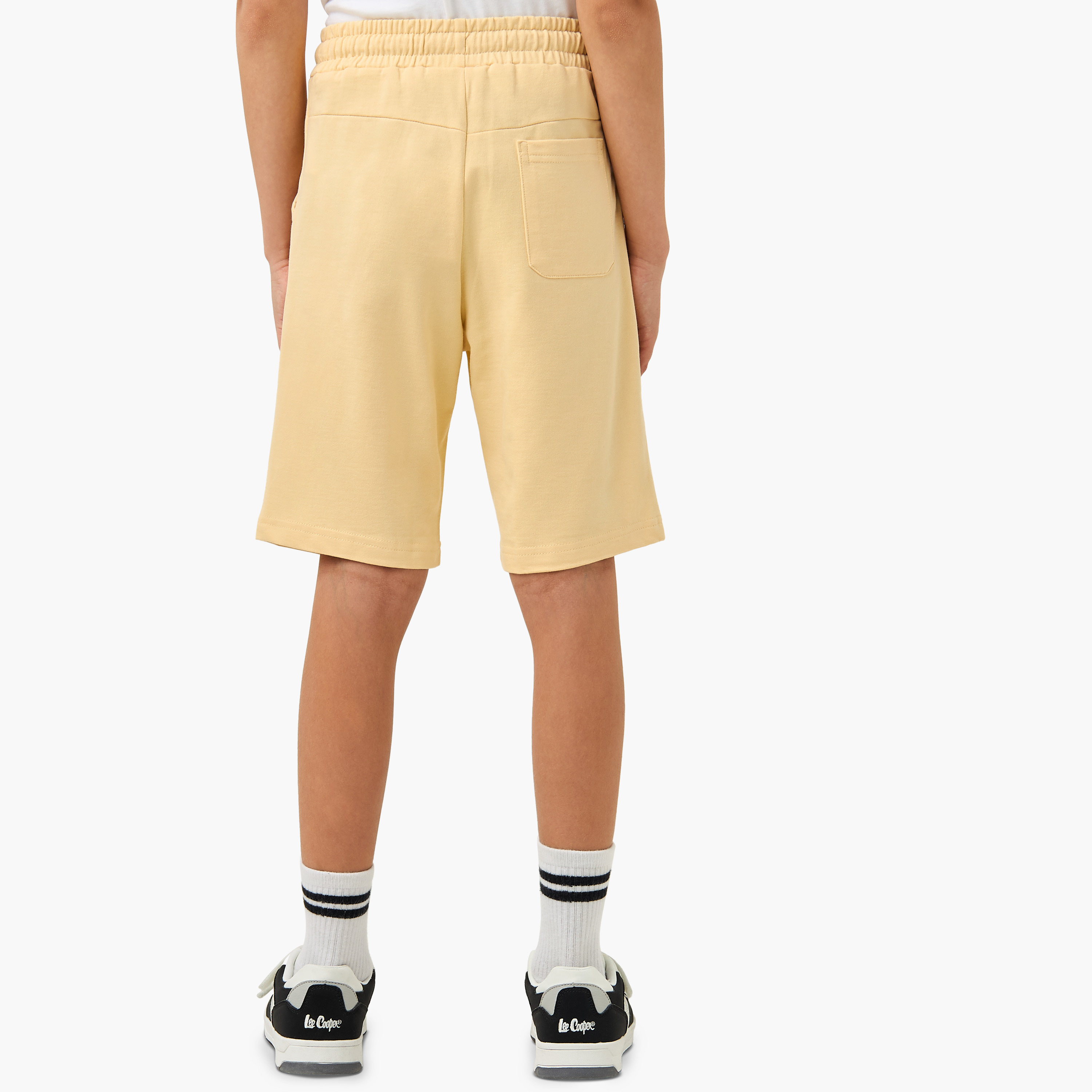 شورت سادة بجيوب ورباط إغلاق من جونيورز-boys-clothing-bottoms-shorts-image-3